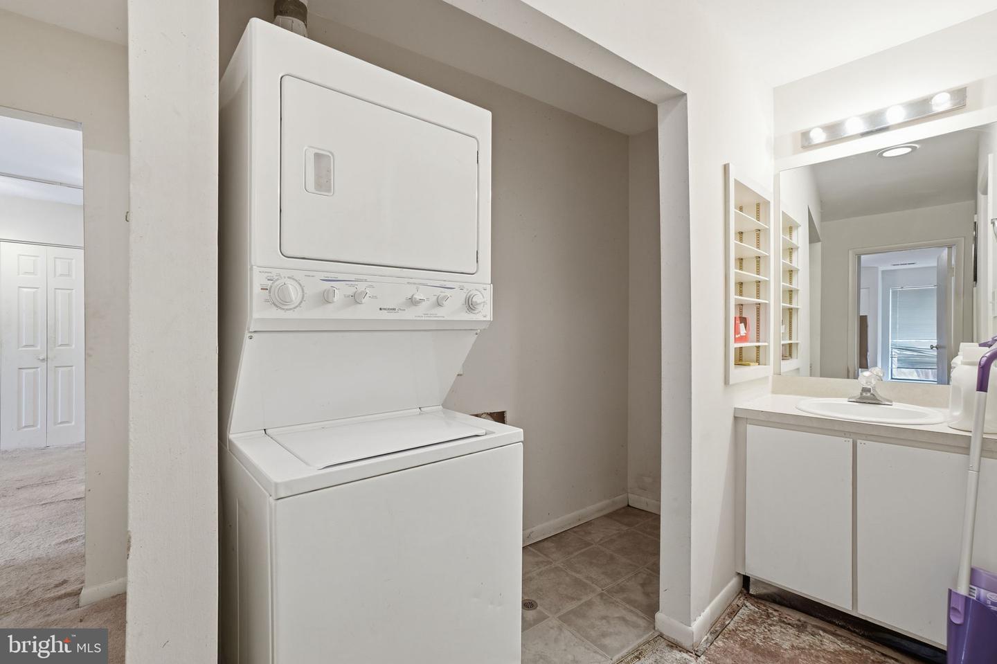 5772-G REXFORD CT, SPRINGFIELD, Virginia 22152, 2 Bedrooms Bedrooms, ,2 BathroomsBathrooms,Residential,For sale,5772-G REXFORD CT,VAFX2280940 MLS # VAFX2280940 5772-G REXFORD CT, SPRINGFIELD, Virginia 22152, 2 Bedrooms Bedrooms, ,2 BathroomsBathrooms,Residential,For sale,5772-G REXFORD CT,VAFX2280940 MLS # VAFX2280940