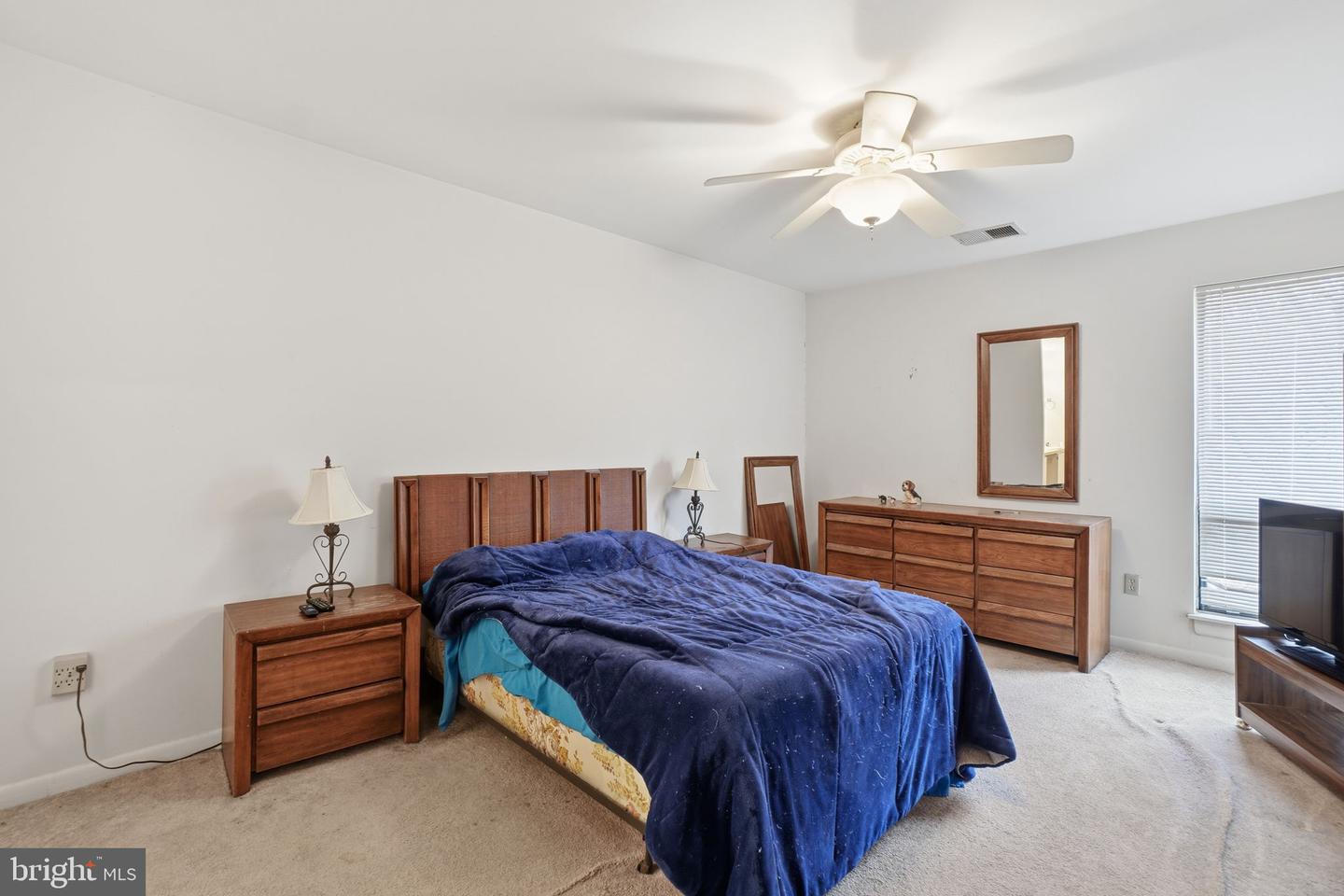 5772-G REXFORD CT, SPRINGFIELD, Virginia 22152, 2 Bedrooms Bedrooms, ,2 BathroomsBathrooms,Residential,For sale,5772-G REXFORD CT,VAFX2280940 MLS # VAFX2280940 5772-G REXFORD CT, SPRINGFIELD, Virginia 22152, 2 Bedrooms Bedrooms, ,2 BathroomsBathrooms,Residential,For sale,5772-G REXFORD CT,VAFX2280940 MLS # VAFX2280940