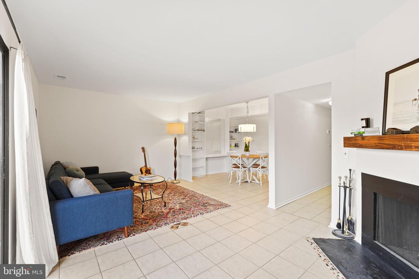 2716 GLENGYLE DR, VIENNA, Virginia 22181, 3 Bedrooms Bedrooms, ,2 BathroomsBathrooms,Residential,For sale,2716 GLENGYLE DR,VAFX2281302 MLS # VAFX2281302