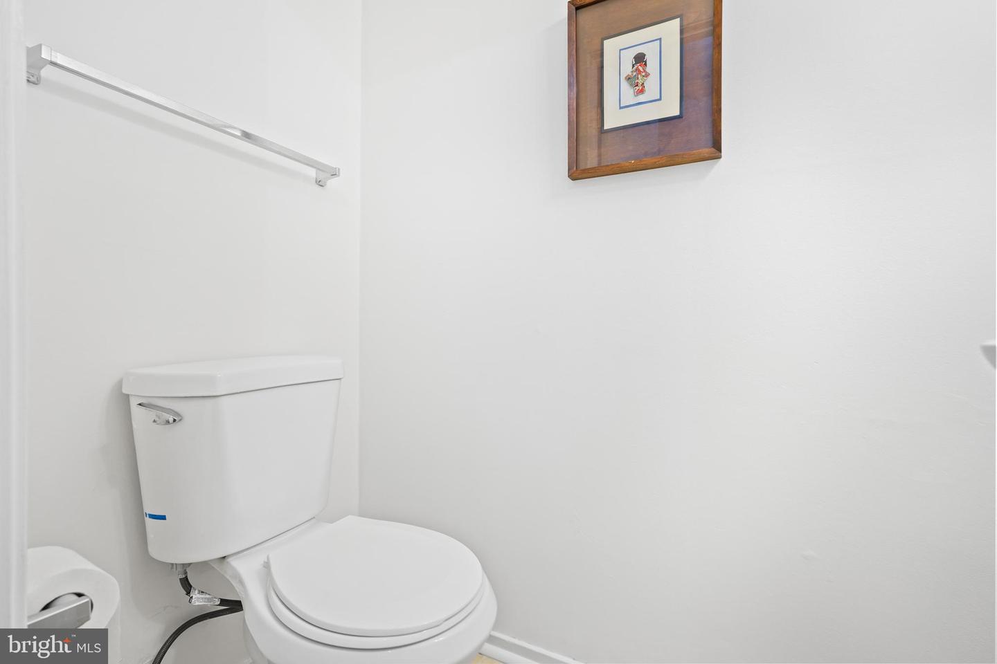 2716 GLENGYLE DR, VIENNA, Virginia 22181, 3 Bedrooms Bedrooms, ,2 BathroomsBathrooms,Residential,For sale,2716 GLENGYLE DR,VAFX2281302 MLS # VAFX2281302