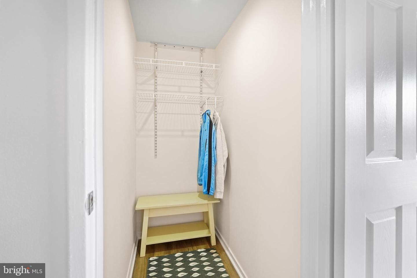 2716 GLENGYLE DR, VIENNA, Virginia 22181, 3 Bedrooms Bedrooms, ,2 BathroomsBathrooms,Residential,For sale,2716 GLENGYLE DR,VAFX2281302 MLS # VAFX2281302