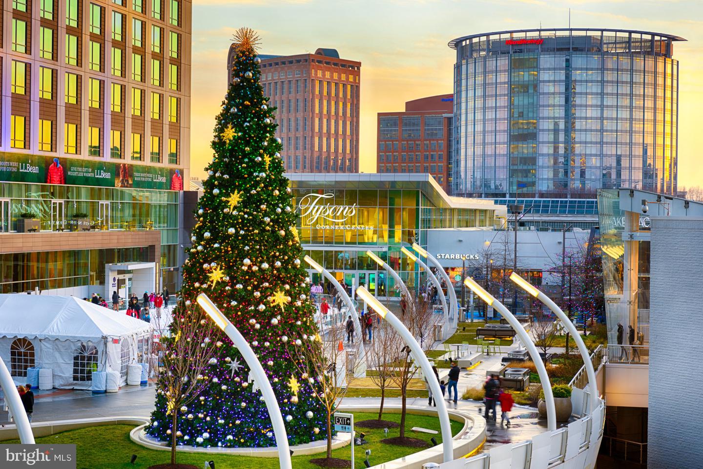 2716 GLENGYLE DR, VIENNA, Virginia 22181, 3 Bedrooms Bedrooms, ,2 BathroomsBathrooms,Residential,For sale,2716 GLENGYLE DR,VAFX2281302 MLS # VAFX2281302