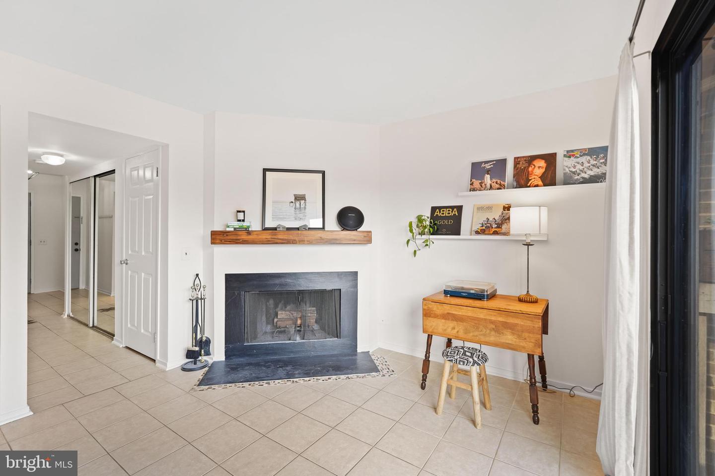 2716 GLENGYLE DR, VIENNA, Virginia 22181, 3 Bedrooms Bedrooms, ,2 BathroomsBathrooms,Residential,For sale,2716 GLENGYLE DR,VAFX2281302 MLS # VAFX2281302