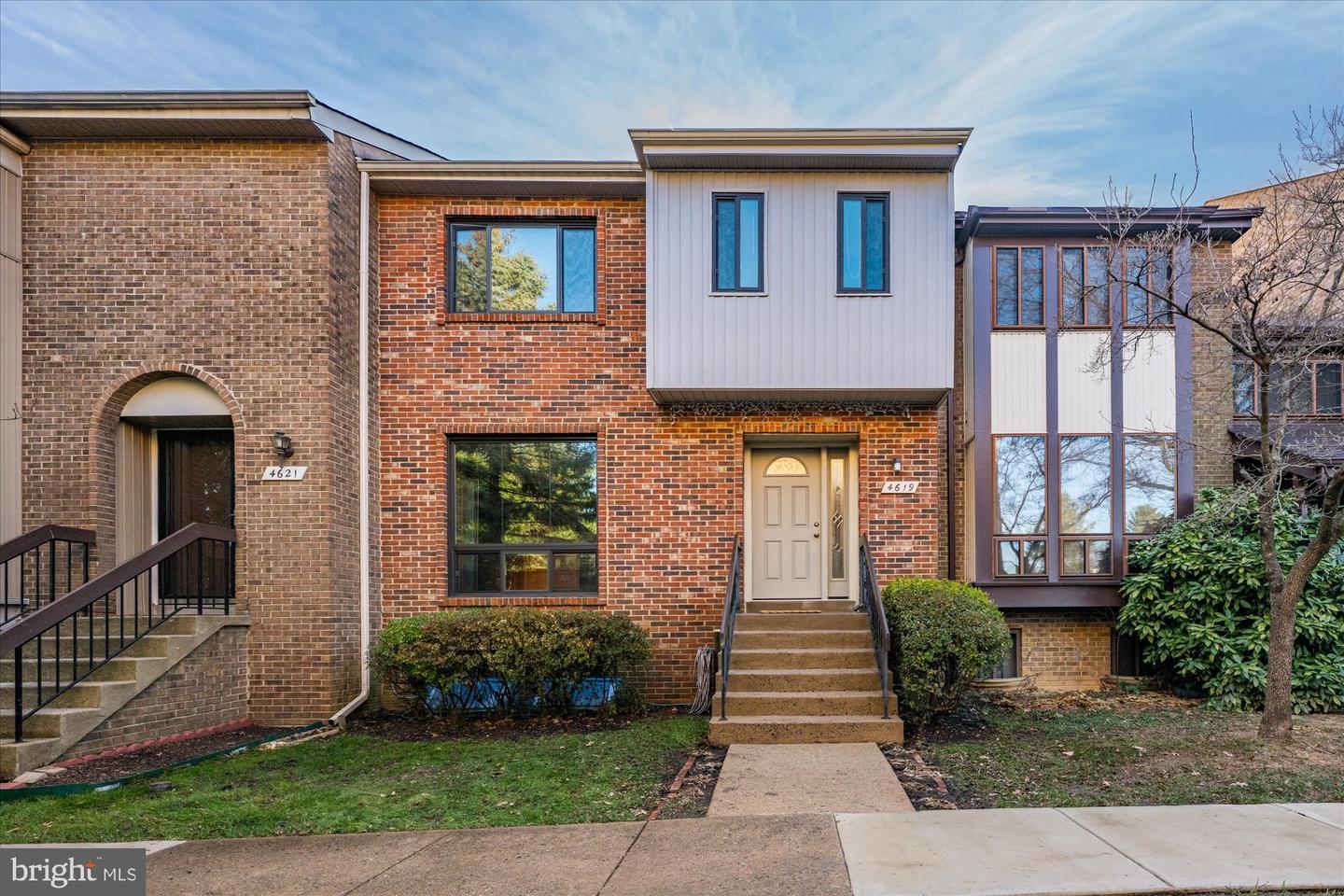 4619 MAYHUNT CT, ALEXANDRIA, Virginia 22312, 3 Bedrooms Bedrooms, ,3 BathroomsBathrooms,Residential,For sale,4619 MAYHUNT CT,VAFX2281386 MLS # VAFX2281386