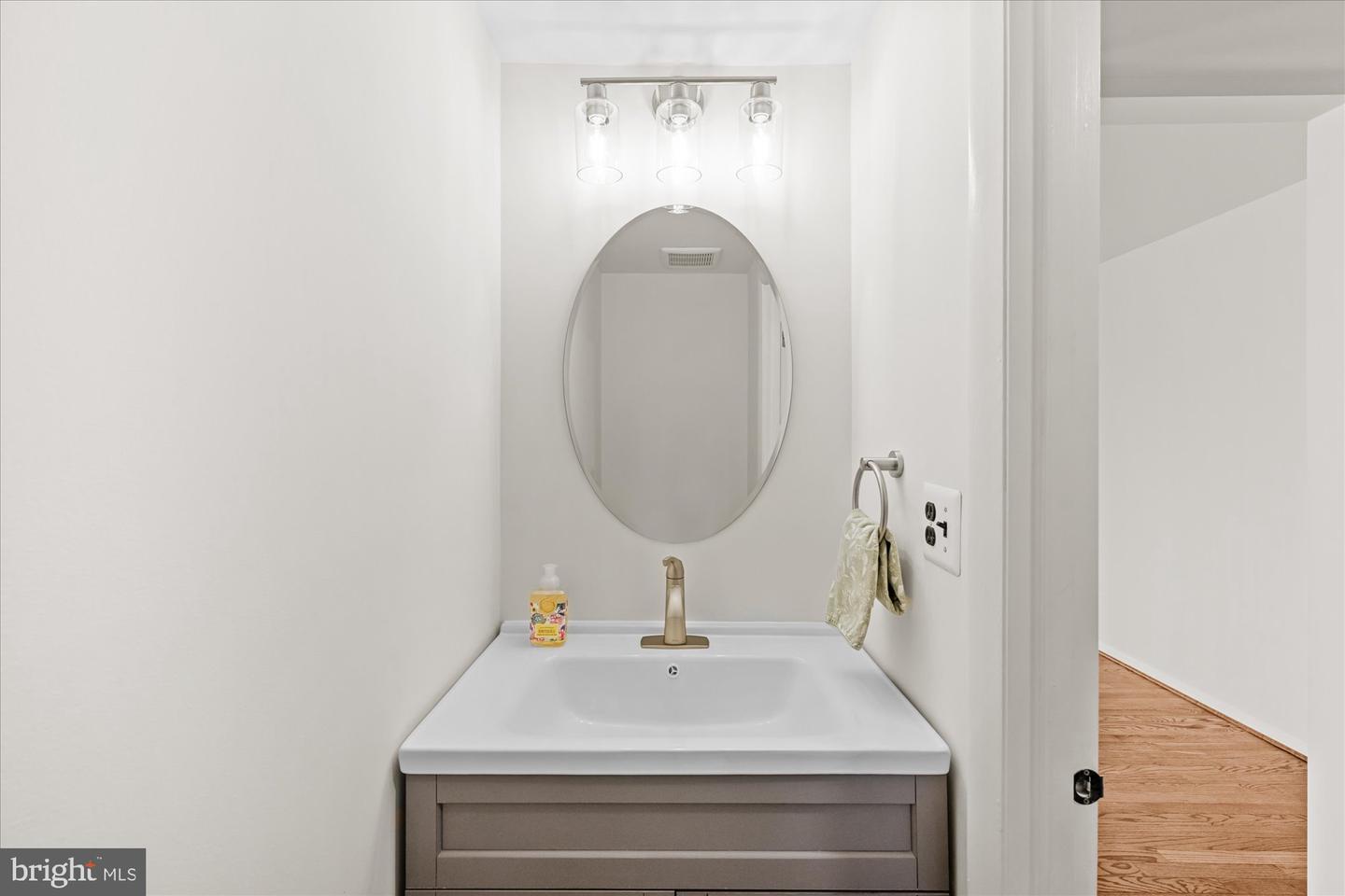 4619 MAYHUNT CT, ALEXANDRIA, Virginia 22312, 3 Bedrooms Bedrooms, ,3 BathroomsBathrooms,Residential,For sale,4619 MAYHUNT CT,VAFX2281386 MLS # VAFX2281386