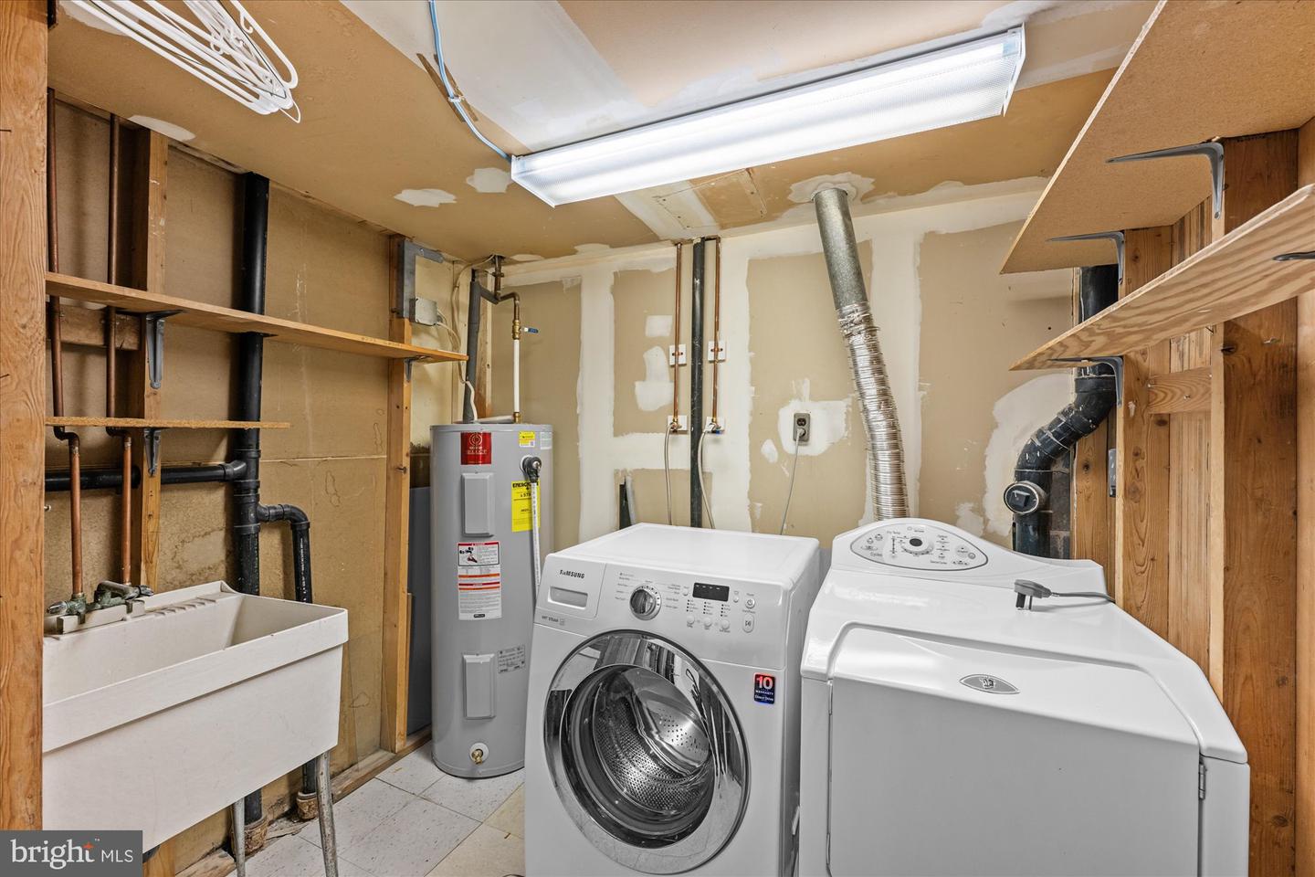 4619 MAYHUNT CT, ALEXANDRIA, Virginia 22312, 3 Bedrooms Bedrooms, ,3 BathroomsBathrooms,Residential,For sale,4619 MAYHUNT CT,VAFX2281386 MLS # VAFX2281386