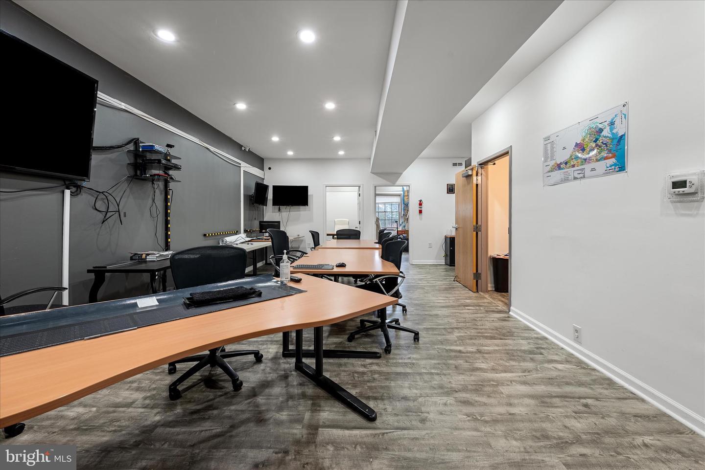 10521 CRESTWOOD DR #203, MANASSAS, Virginia 20109, ,Land,For sale,10521 CRESTWOOD DR #203,VAPW2108554 MLS # VAPW2108554 10521 CRESTWOOD DR #203, MANASSAS, Virginia 20109, ,Land,For sale,10521 CRESTWOOD DR #203,VAPW2108554 MLS # VAPW2108554