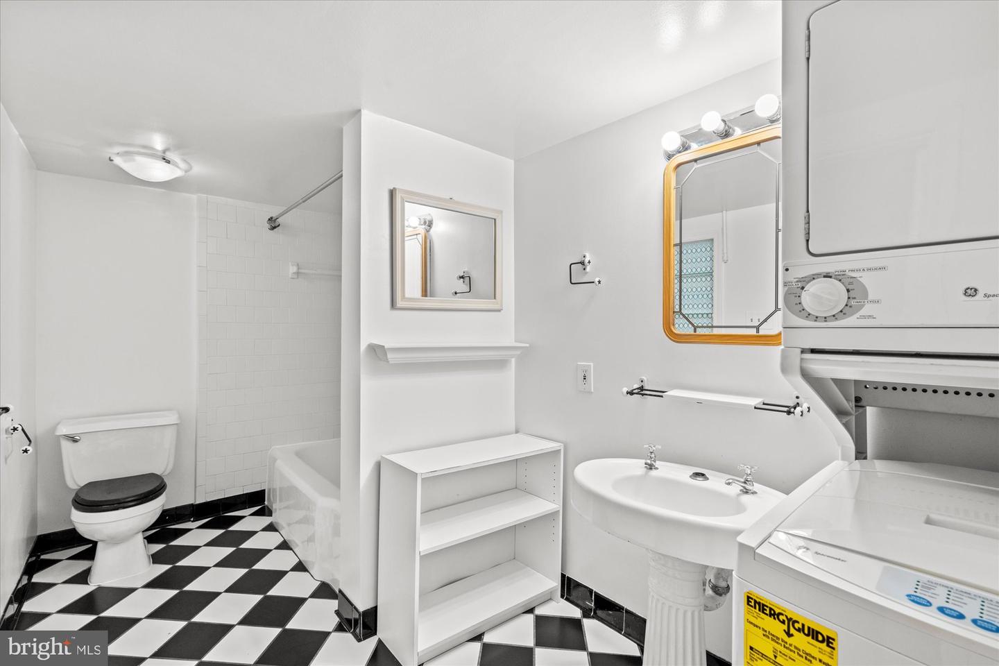 2637 GARFIELD ST NW, WASHINGTON, District Of Columbia 20008, 6 Bedrooms Bedrooms, ,3 BathroomsBathrooms,Residential,For sale,2637 GARFIELD ST NW,DCDC2206230 MLS # DCDC2206230