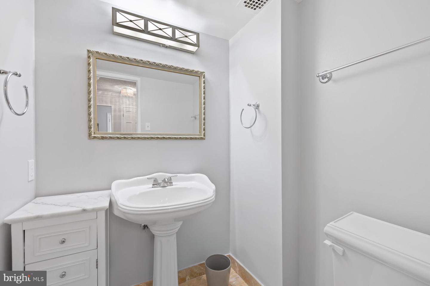 203 YOAKUM PKWY #1206, ALEXANDRIA, Virginia 22304, 2 Bedrooms Bedrooms, ,1 BathroomBathrooms,Residential,For sale,203 YOAKUM PKWY #1206,VAAX2048444 MLS # VAAX2048444 203 YOAKUM PKWY #1206, ALEXANDRIA, Virginia 22304, 2 Bedrooms Bedrooms, ,1 BathroomBathrooms,Residential,For sale,203 YOAKUM PKWY #1206,VAAX2048444 MLS # VAAX2048444