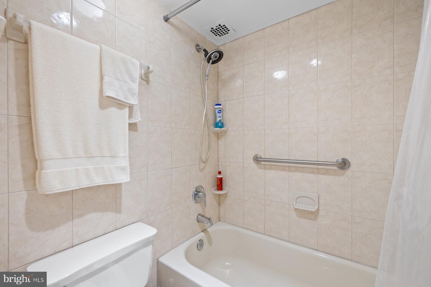 203 YOAKUM PKWY #1206, ALEXANDRIA, Virginia 22304, 2 Bedrooms Bedrooms, ,1 BathroomBathrooms,Residential,For sale,203 YOAKUM PKWY #1206,VAAX2048444 MLS # VAAX2048444 203 YOAKUM PKWY #1206, ALEXANDRIA, Virginia 22304, 2 Bedrooms Bedrooms, ,1 BathroomBathrooms,Residential,For sale,203 YOAKUM PKWY #1206,VAAX2048444 MLS # VAAX2048444