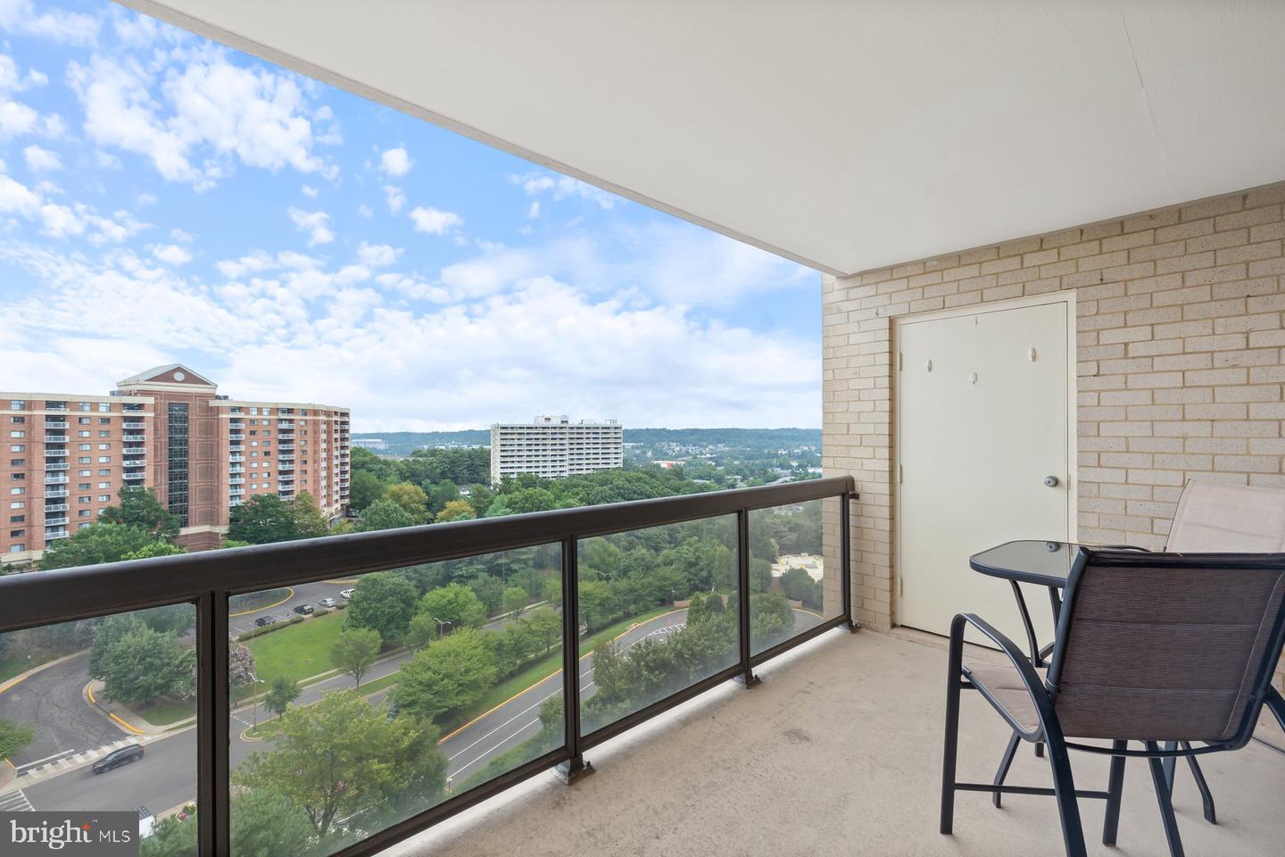 203 YOAKUM PKWY #1206, ALEXANDRIA, Virginia 22304, 2 Bedrooms Bedrooms, ,1 BathroomBathrooms,Residential,For sale,203 YOAKUM PKWY #1206,VAAX2048444 MLS # VAAX2048444 203 YOAKUM PKWY #1206, ALEXANDRIA, Virginia 22304, 2 Bedrooms Bedrooms, ,1 BathroomBathrooms,Residential,For sale,203 YOAKUM PKWY #1206,VAAX2048444 MLS # VAAX2048444