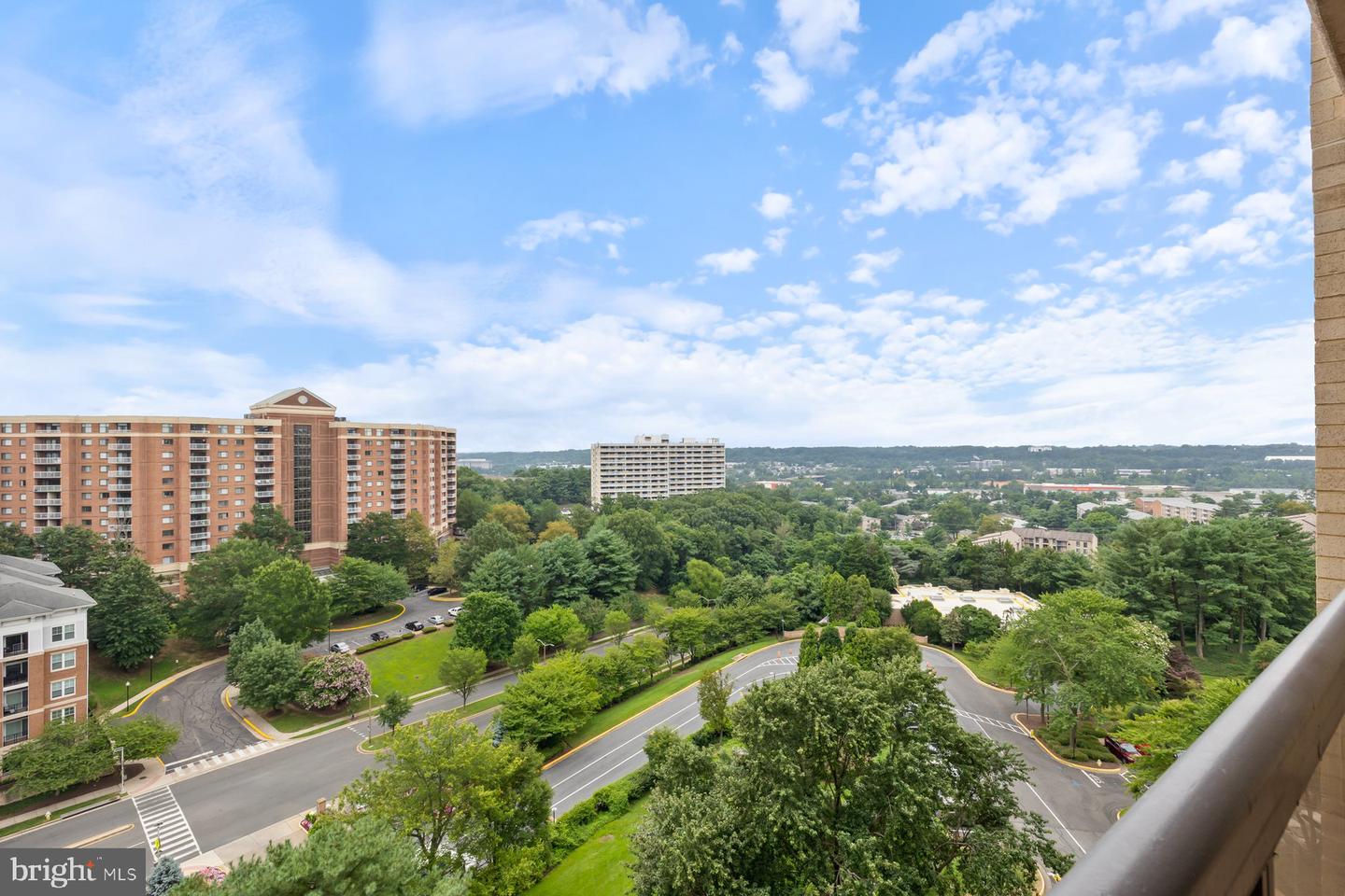 203 YOAKUM PKWY #1206, ALEXANDRIA, Virginia 22304, 2 Bedrooms Bedrooms, ,1 BathroomBathrooms,Residential,For sale,203 YOAKUM PKWY #1206,VAAX2048444 MLS # VAAX2048444 203 YOAKUM PKWY #1206, ALEXANDRIA, Virginia 22304, 2 Bedrooms Bedrooms, ,1 BathroomBathrooms,Residential,For sale,203 YOAKUM PKWY #1206,VAAX2048444 MLS # VAAX2048444