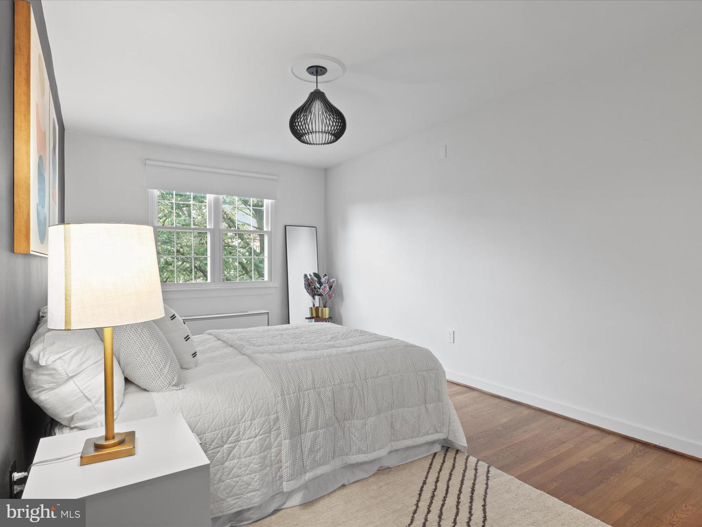 9 E GLEBE RD #C, ALEXANDRIA, Virginia 22305, 1 Bedroom Bedrooms, 5 Rooms Rooms,1 BathroomBathrooms,Residential,For sale,9 E GLEBE RD #C,VAAX2048492 MLS # VAAX2048492