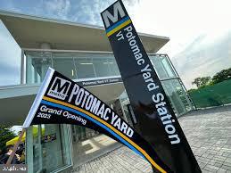 9 E GLEBE RD #C, ALEXANDRIA, Virginia 22305, 1 Bedroom Bedrooms, 5 Rooms Rooms,1 BathroomBathrooms,Residential,For sale,9 E GLEBE RD #C,VAAX2048492 MLS # VAAX2048492