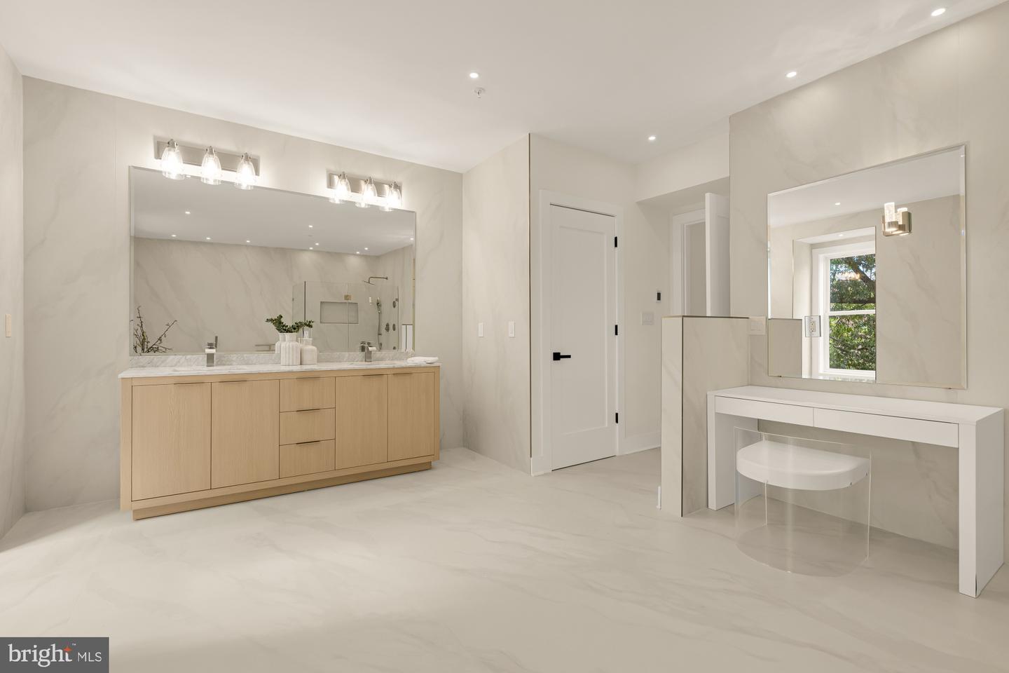 3703 RESERVOIR RD NW, WASHINGTON, District Of Columbia 20007, 5 Bedrooms Bedrooms, ,4 BathroomsBathrooms,Residential,For sale,3703 RESERVOIR RD NW,DCDC2215170 MLS # DCDC2215170 3703 RESERVOIR RD NW, WASHINGTON, District Of Columbia 20007, 5 Bedrooms Bedrooms, ,4 BathroomsBathrooms,Residential,For sale,3703 RESERVOIR RD NW,DCDC2215170 MLS # DCDC2215170