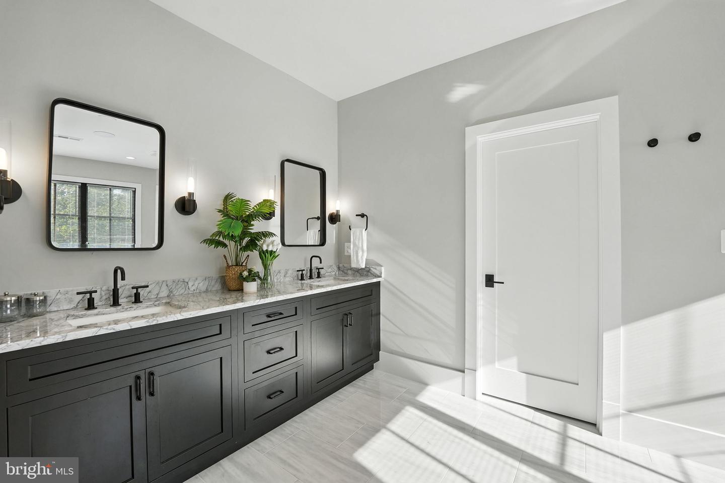 1623 DEMPSEY ST, MCLEAN, Virginia 22101, 7 Bedrooms Bedrooms, ,7 BathroomsBathrooms,Residential,For sale,1623 DEMPSEY ST,VAFX2263828 MLS # VAFX2263828 1623 DEMPSEY ST, MCLEAN, Virginia 22101, 7 Bedrooms Bedrooms, ,7 BathroomsBathrooms,Residential,For sale,1623 DEMPSEY ST,VAFX2263828 MLS # VAFX2263828