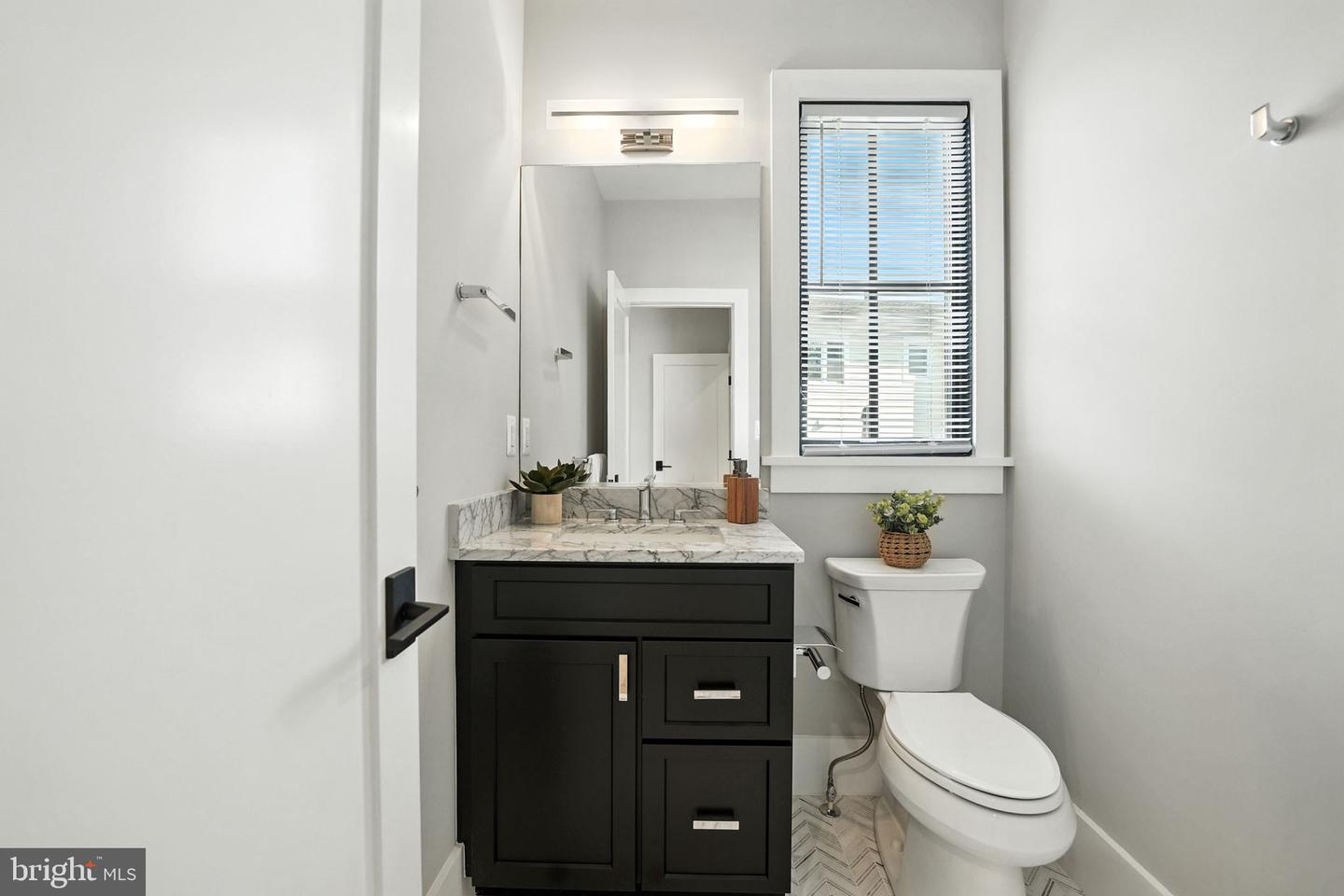 1623 DEMPSEY ST, MCLEAN, Virginia 22101, 7 Bedrooms Bedrooms, ,7 BathroomsBathrooms,Residential,For sale,1623 DEMPSEY ST,VAFX2263828 MLS # VAFX2263828 1623 DEMPSEY ST, MCLEAN, Virginia 22101, 7 Bedrooms Bedrooms, ,7 BathroomsBathrooms,Residential,For sale,1623 DEMPSEY ST,VAFX2263828 MLS # VAFX2263828