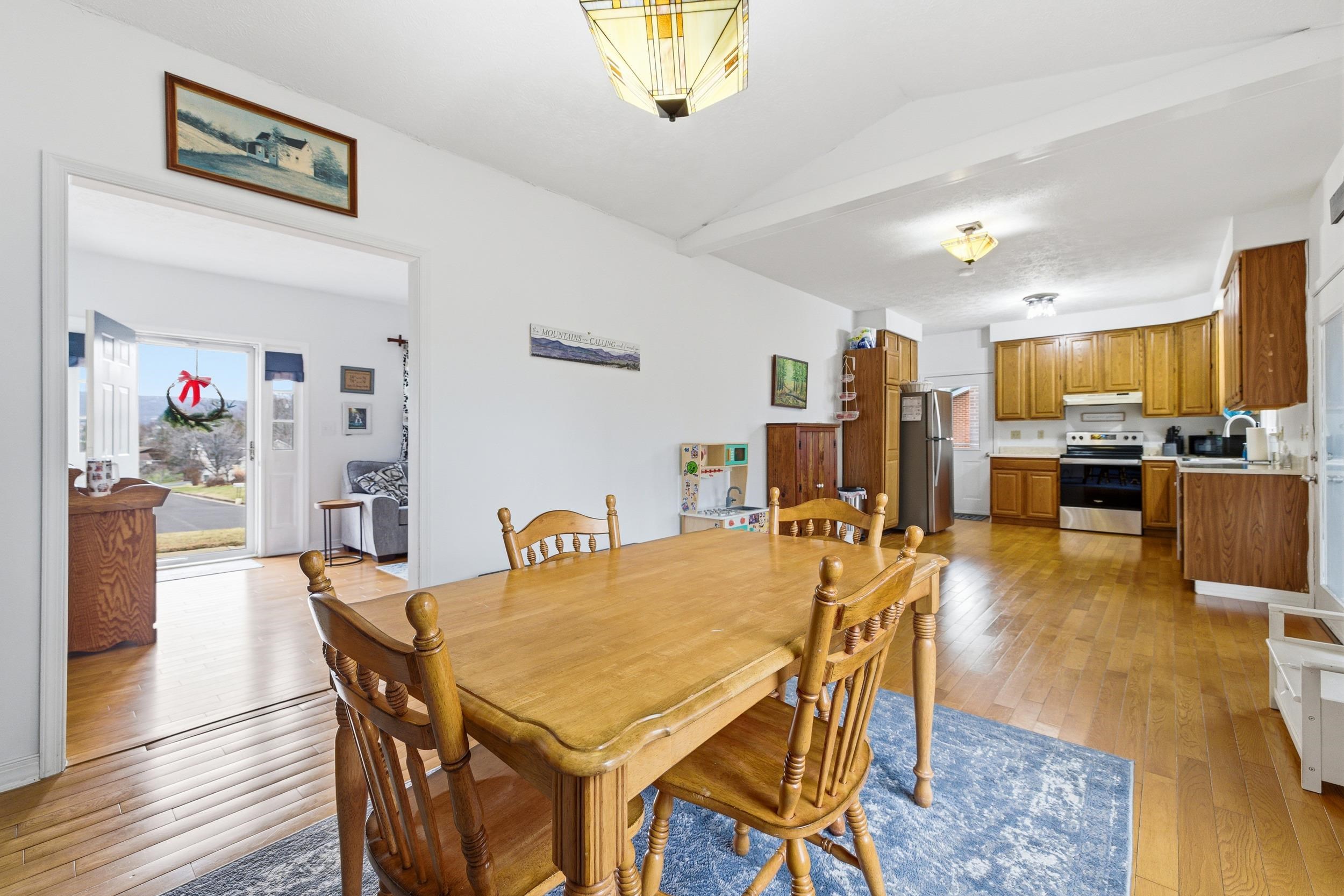 11 INDEPENDENCE DR, LURAY, Virginia 22835, 3 Bedrooms Bedrooms, ,2 BathroomsBathrooms,Residential,11 INDEPENDENCE DR,671751 MLS # 671751 11 INDEPENDENCE DR, LURAY, Virginia 22835, 3 Bedrooms Bedrooms, ,2 BathroomsBathrooms,Residential,11 INDEPENDENCE DR,671751 MLS # 671751