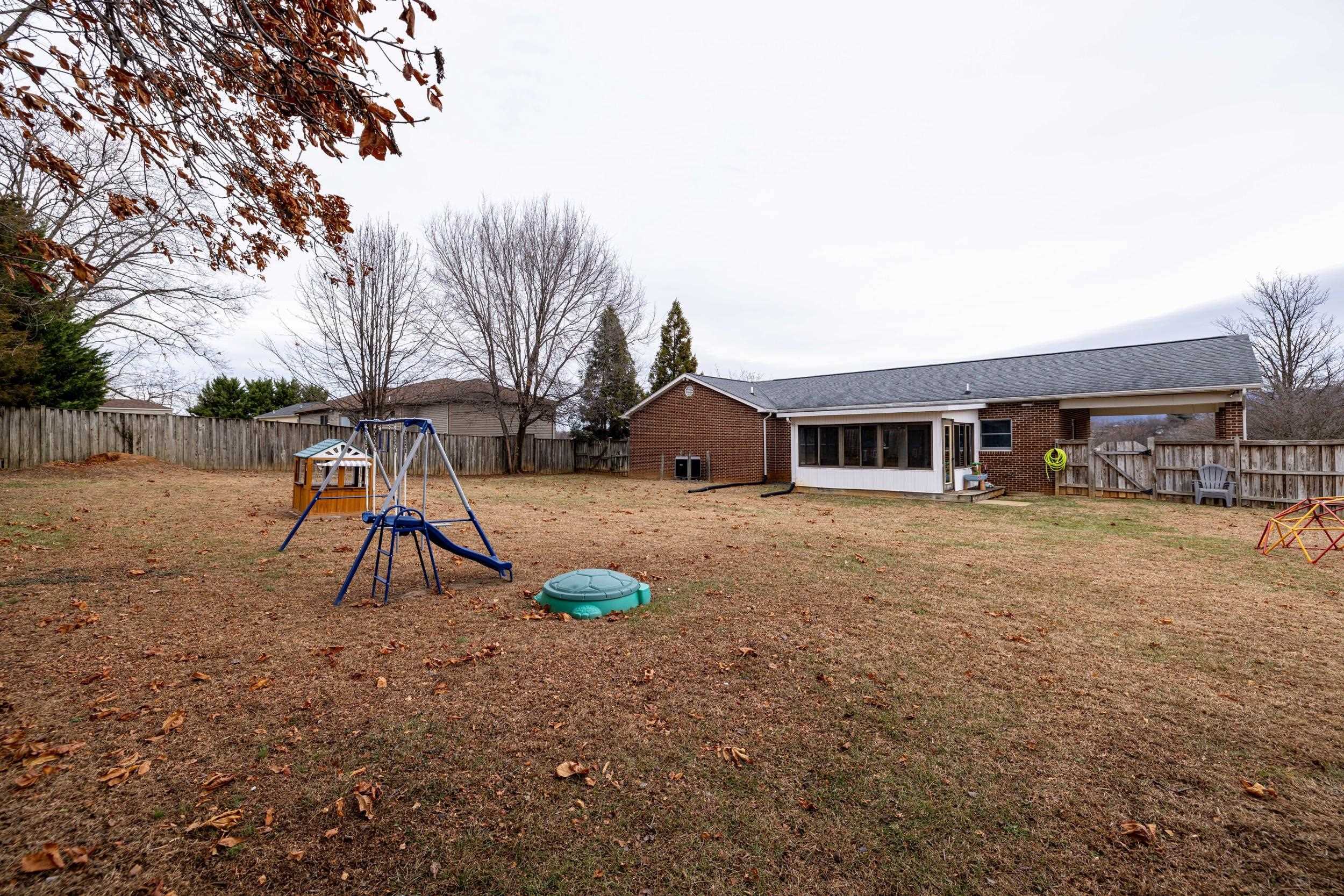 11 INDEPENDENCE DR, LURAY, Virginia 22835, 3 Bedrooms Bedrooms, ,2 BathroomsBathrooms,Residential,11 INDEPENDENCE DR,671751 MLS # 671751 11 INDEPENDENCE DR, LURAY, Virginia 22835, 3 Bedrooms Bedrooms, ,2 BathroomsBathrooms,Residential,11 INDEPENDENCE DR,671751 MLS # 671751