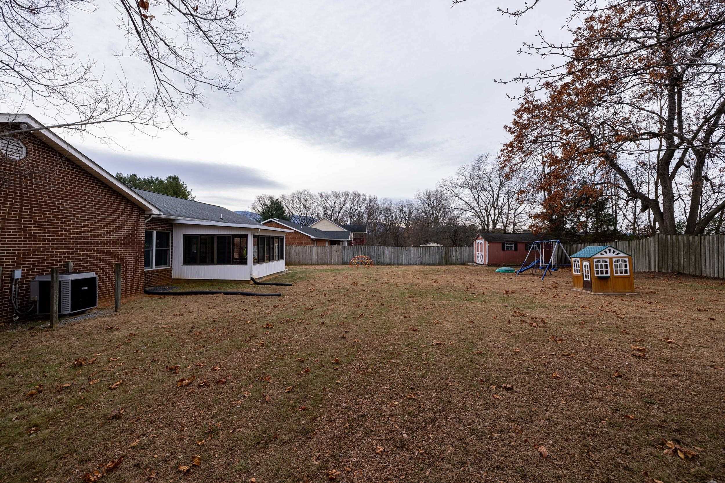 11 INDEPENDENCE DR, LURAY, Virginia 22835, 3 Bedrooms Bedrooms, ,2 BathroomsBathrooms,Residential,11 INDEPENDENCE DR,671751 MLS # 671751 11 INDEPENDENCE DR, LURAY, Virginia 22835, 3 Bedrooms Bedrooms, ,2 BathroomsBathrooms,Residential,11 INDEPENDENCE DR,671751 MLS # 671751