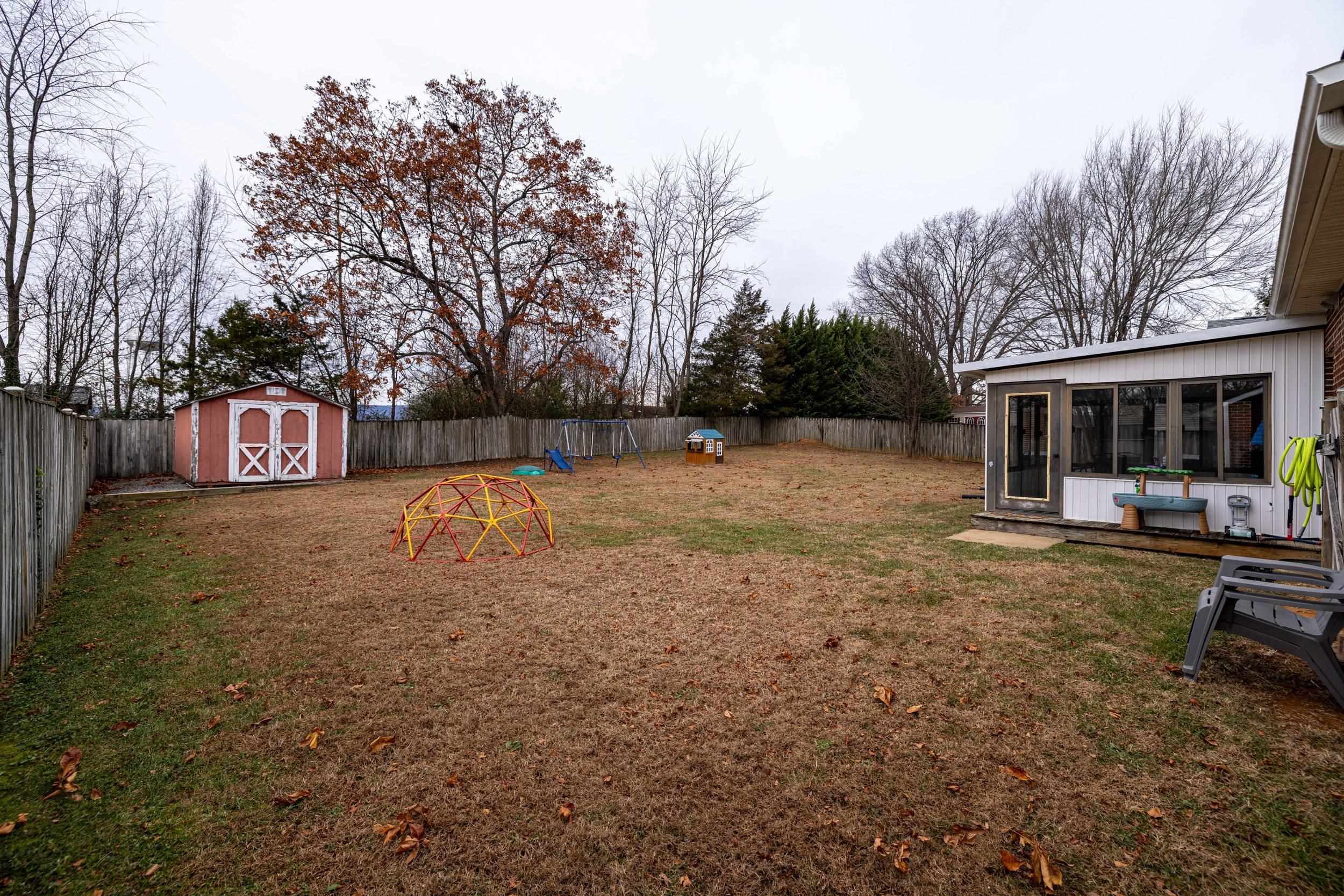 11 INDEPENDENCE DR, LURAY, Virginia 22835, 3 Bedrooms Bedrooms, ,2 BathroomsBathrooms,Residential,11 INDEPENDENCE DR,671751 MLS # 671751 11 INDEPENDENCE DR, LURAY, Virginia 22835, 3 Bedrooms Bedrooms, ,2 BathroomsBathrooms,Residential,11 INDEPENDENCE DR,671751 MLS # 671751