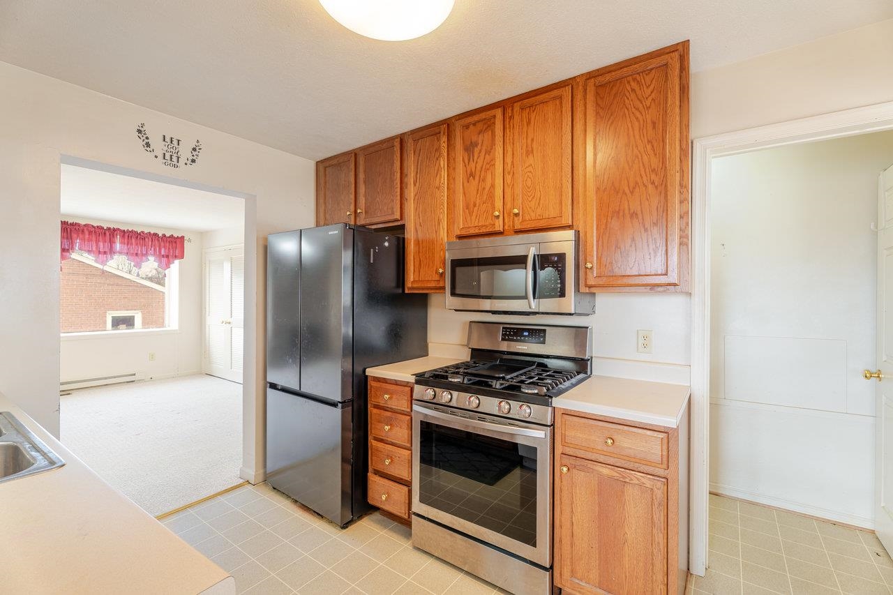 179 THIRD ST, BROADWAY, Virginia 22815, 2 Bedrooms Bedrooms, ,2 BathroomsBathrooms,Residential,179 THIRD ST,671759 MLS # 671759 179 THIRD ST, BROADWAY, Virginia 22815, 2 Bedrooms Bedrooms, ,2 BathroomsBathrooms,Residential,179 THIRD ST,671759 MLS # 671759