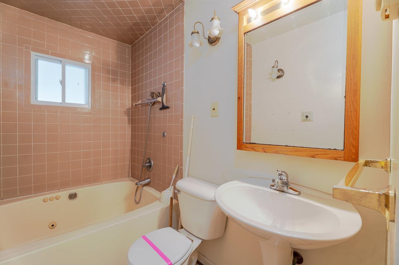 179 THIRD ST, BROADWAY, Virginia 22815, 2 Bedrooms Bedrooms, ,2 BathroomsBathrooms,Residential,179 THIRD ST,671759 MLS # 671759 179 THIRD ST, BROADWAY, Virginia 22815, 2 Bedrooms Bedrooms, ,2 BathroomsBathrooms,Residential,179 THIRD ST,671759 MLS # 671759