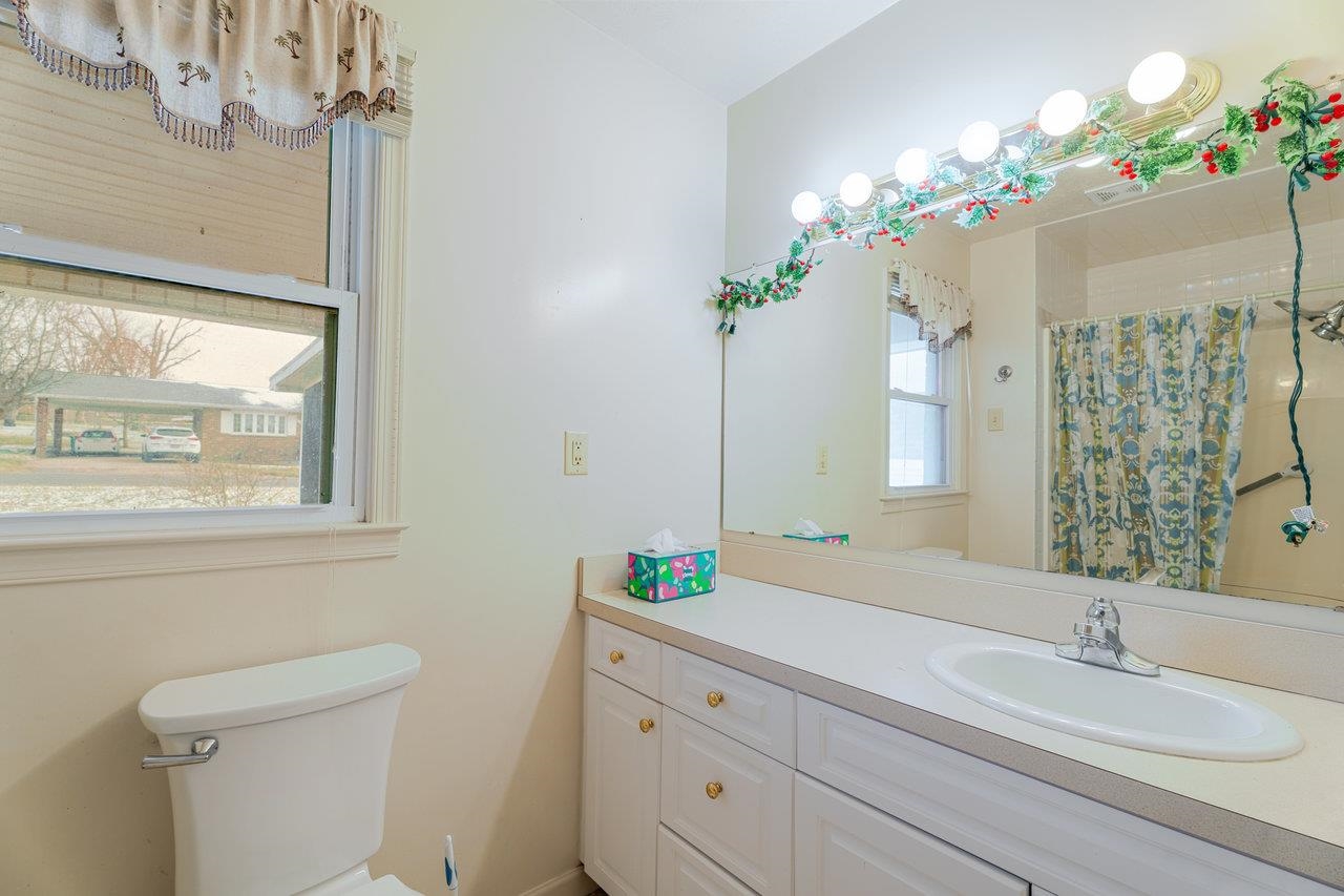 179 THIRD ST, BROADWAY, Virginia 22815, 2 Bedrooms Bedrooms, ,2 BathroomsBathrooms,Residential,179 THIRD ST,671759 MLS # 671759 179 THIRD ST, BROADWAY, Virginia 22815, 2 Bedrooms Bedrooms, ,2 BathroomsBathrooms,Residential,179 THIRD ST,671759 MLS # 671759