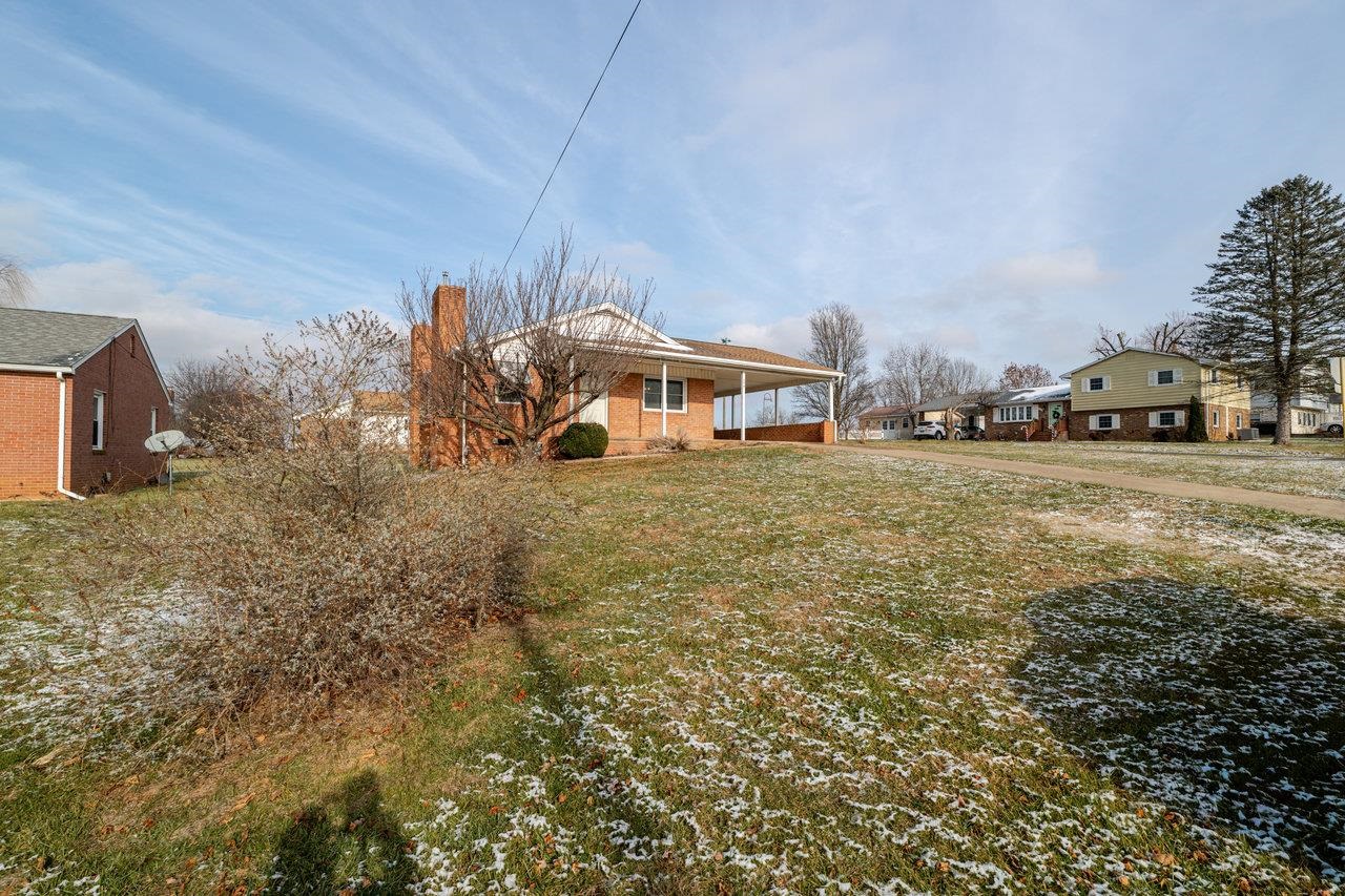 179 THIRD ST, BROADWAY, Virginia 22815, 2 Bedrooms Bedrooms, ,2 BathroomsBathrooms,Residential,179 THIRD ST,671759 MLS # 671759 179 THIRD ST, BROADWAY, Virginia 22815, 2 Bedrooms Bedrooms, ,2 BathroomsBathrooms,Residential,179 THIRD ST,671759 MLS # 671759