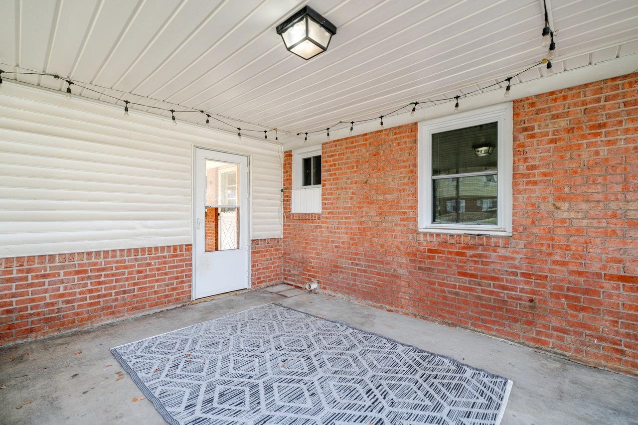 179 THIRD ST, BROADWAY, Virginia 22815, 2 Bedrooms Bedrooms, ,2 BathroomsBathrooms,Residential,179 THIRD ST,671759 MLS # 671759 179 THIRD ST, BROADWAY, Virginia 22815, 2 Bedrooms Bedrooms, ,2 BathroomsBathrooms,Residential,179 THIRD ST,671759 MLS # 671759