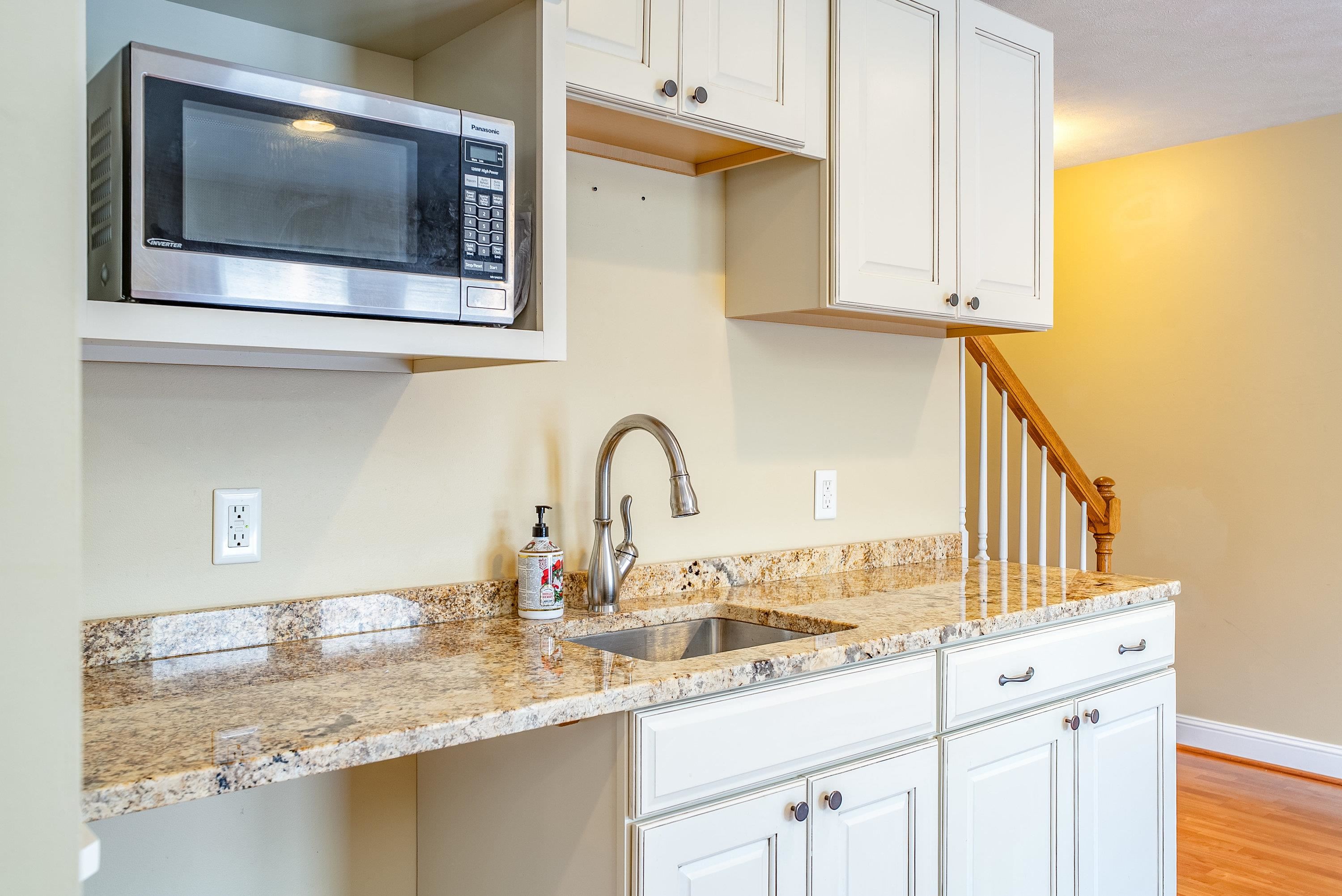 3092 BRIARWOOD CT, ROCKINGHAM, Virginia 22801, 5 Bedrooms Bedrooms, ,3 BathroomsBathrooms,Residential,3092 BRIARWOOD CT,671760 MLS # 671760 3092 BRIARWOOD CT, ROCKINGHAM, Virginia 22801, 5 Bedrooms Bedrooms, ,3 BathroomsBathrooms,Residential,3092 BRIARWOOD CT,671760 MLS # 671760