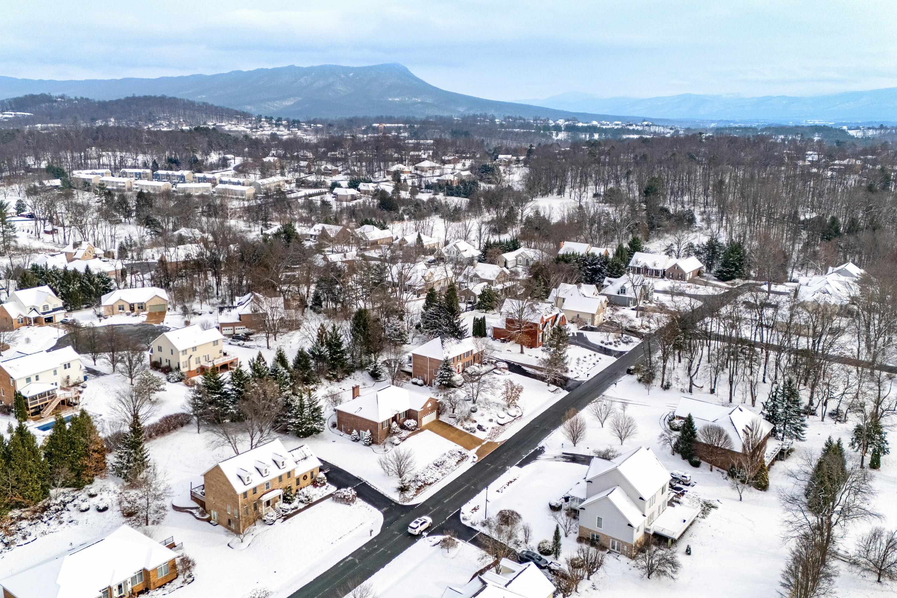 3092 BRIARWOOD CT, ROCKINGHAM, Virginia 22801, 5 Bedrooms Bedrooms, ,3 BathroomsBathrooms,Residential,3092 BRIARWOOD CT,671760 MLS # 671760 3092 BRIARWOOD CT, ROCKINGHAM, Virginia 22801, 5 Bedrooms Bedrooms, ,3 BathroomsBathrooms,Residential,3092 BRIARWOOD CT,671760 MLS # 671760