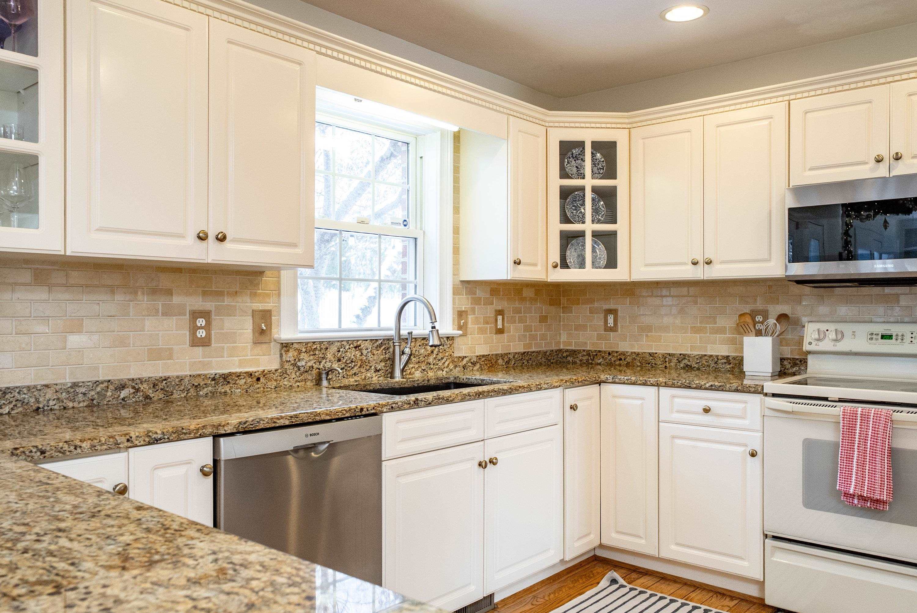 3092 BRIARWOOD CT, ROCKINGHAM, Virginia 22801, 5 Bedrooms Bedrooms, ,3 BathroomsBathrooms,Residential,3092 BRIARWOOD CT,671760 MLS # 671760 3092 BRIARWOOD CT, ROCKINGHAM, Virginia 22801, 5 Bedrooms Bedrooms, ,3 BathroomsBathrooms,Residential,3092 BRIARWOOD CT,671760 MLS # 671760