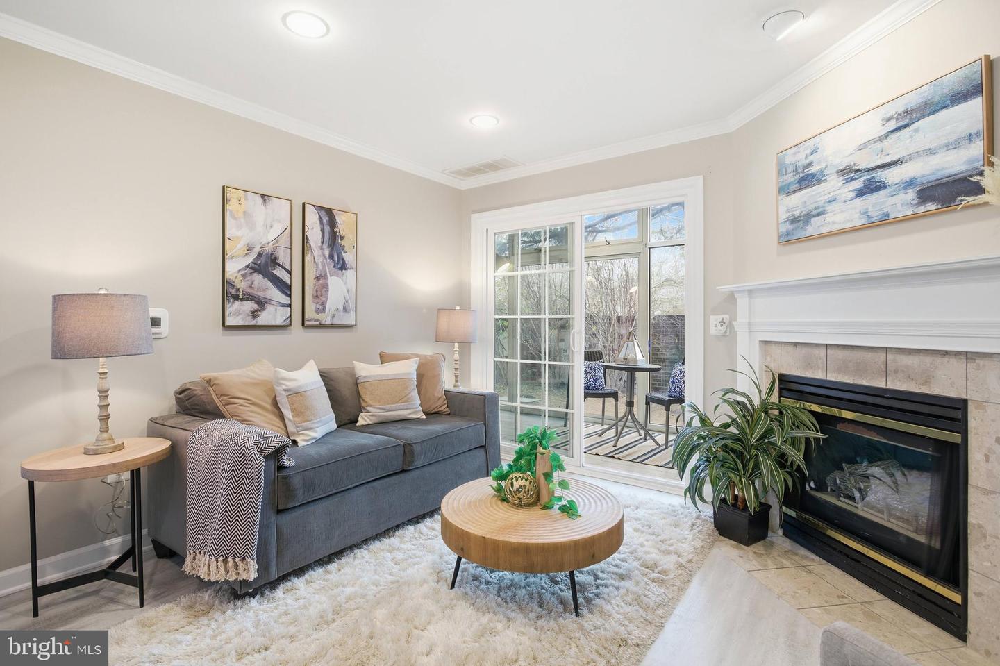 6924 FAIRFAX DR #122, ARLINGTON, Virginia 22213, 2 Bedrooms Bedrooms, ,1 BathroomBathrooms,Residential,For sale,6924 FAIRFAX DR #122,VAAR2064458 MLS # VAAR2064458 6924 FAIRFAX DR #122, ARLINGTON, Virginia 22213, 2 Bedrooms Bedrooms, ,1 BathroomBathrooms,Residential,For sale,6924 FAIRFAX DR #122,VAAR2064458 MLS # VAAR2064458