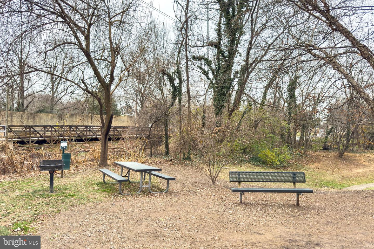 6924 FAIRFAX DR #122, ARLINGTON, Virginia 22213, 2 Bedrooms Bedrooms, ,1 BathroomBathrooms,Residential,For sale,6924 FAIRFAX DR #122,VAAR2064458 MLS # VAAR2064458 6924 FAIRFAX DR #122, ARLINGTON, Virginia 22213, 2 Bedrooms Bedrooms, ,1 BathroomBathrooms,Residential,For sale,6924 FAIRFAX DR #122,VAAR2064458 MLS # VAAR2064458