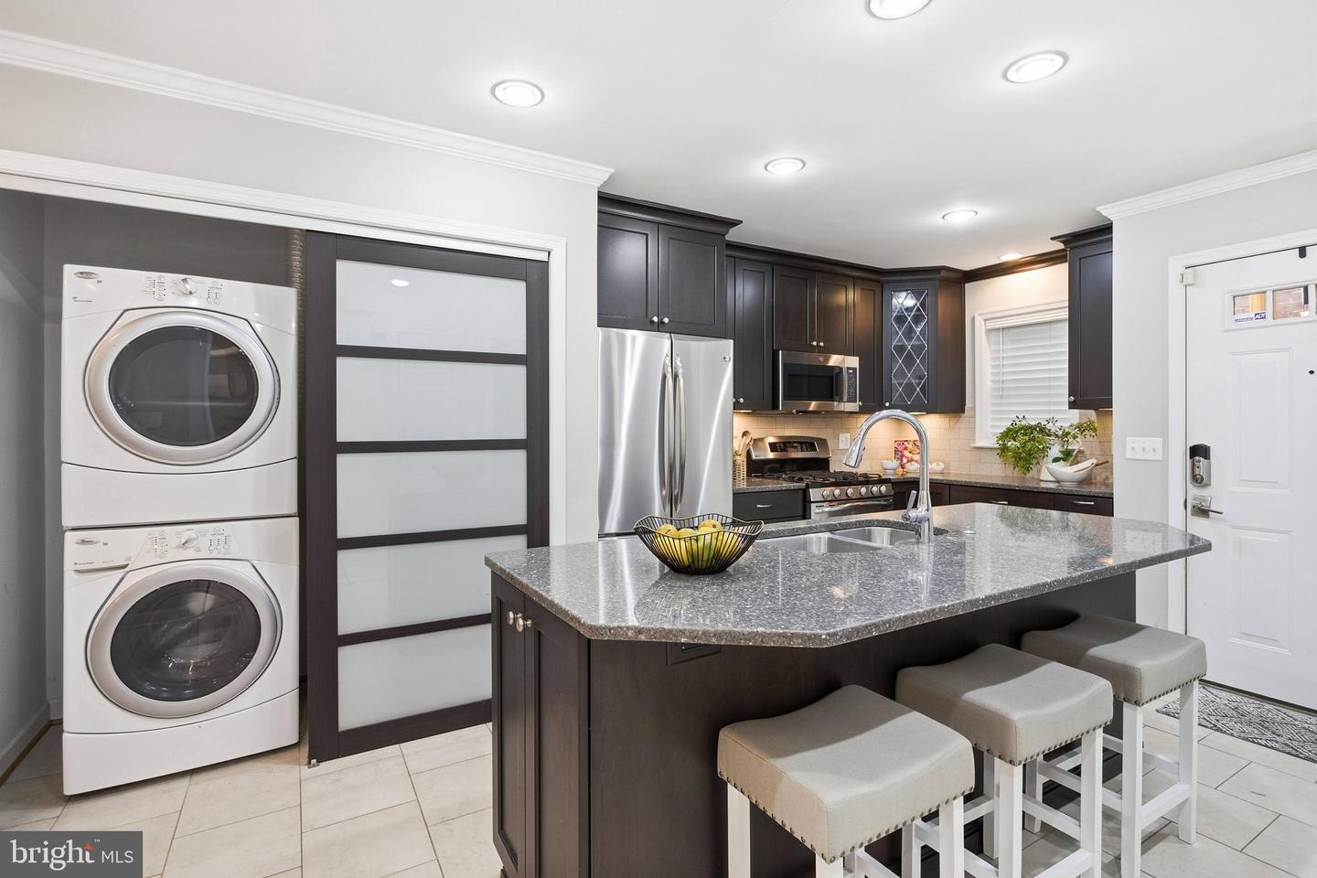 6924 FAIRFAX DR #122, ARLINGTON, Virginia 22213, 2 Bedrooms Bedrooms, ,1 BathroomBathrooms,Residential,For sale,6924 FAIRFAX DR #122,VAAR2064458 MLS # VAAR2064458 6924 FAIRFAX DR #122, ARLINGTON, Virginia 22213, 2 Bedrooms Bedrooms, ,1 BathroomBathrooms,Residential,For sale,6924 FAIRFAX DR #122,VAAR2064458 MLS # VAAR2064458