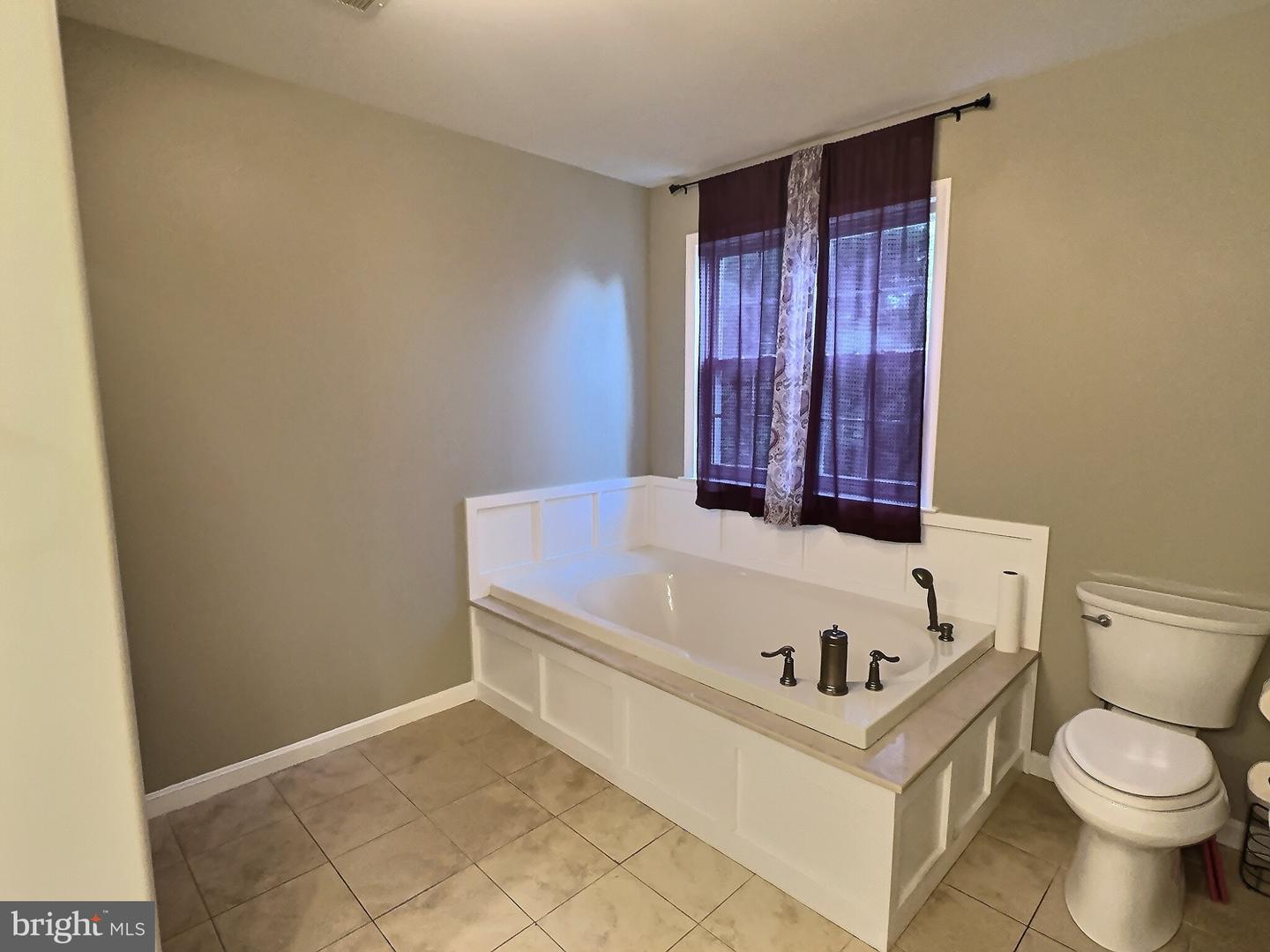 648 WINDERMERE DR, CULPEPER, Virginia 22701, 4 Bedrooms Bedrooms, ,2 BathroomsBathrooms,Residential,For sale,648 WINDERMERE DR,VACU2011734 MLS # VACU2011734