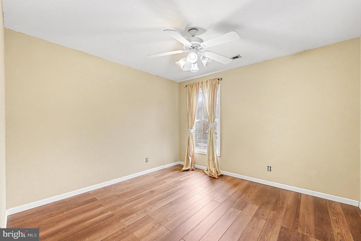 11016 N LAMONT CT, FREDERICKSBURG, Virginia 22407, 3 Bedrooms Bedrooms, ,2 BathroomsBathrooms,Residential,For sale,11016 N LAMONT CT,VASP2036942 MLS # VASP2036942