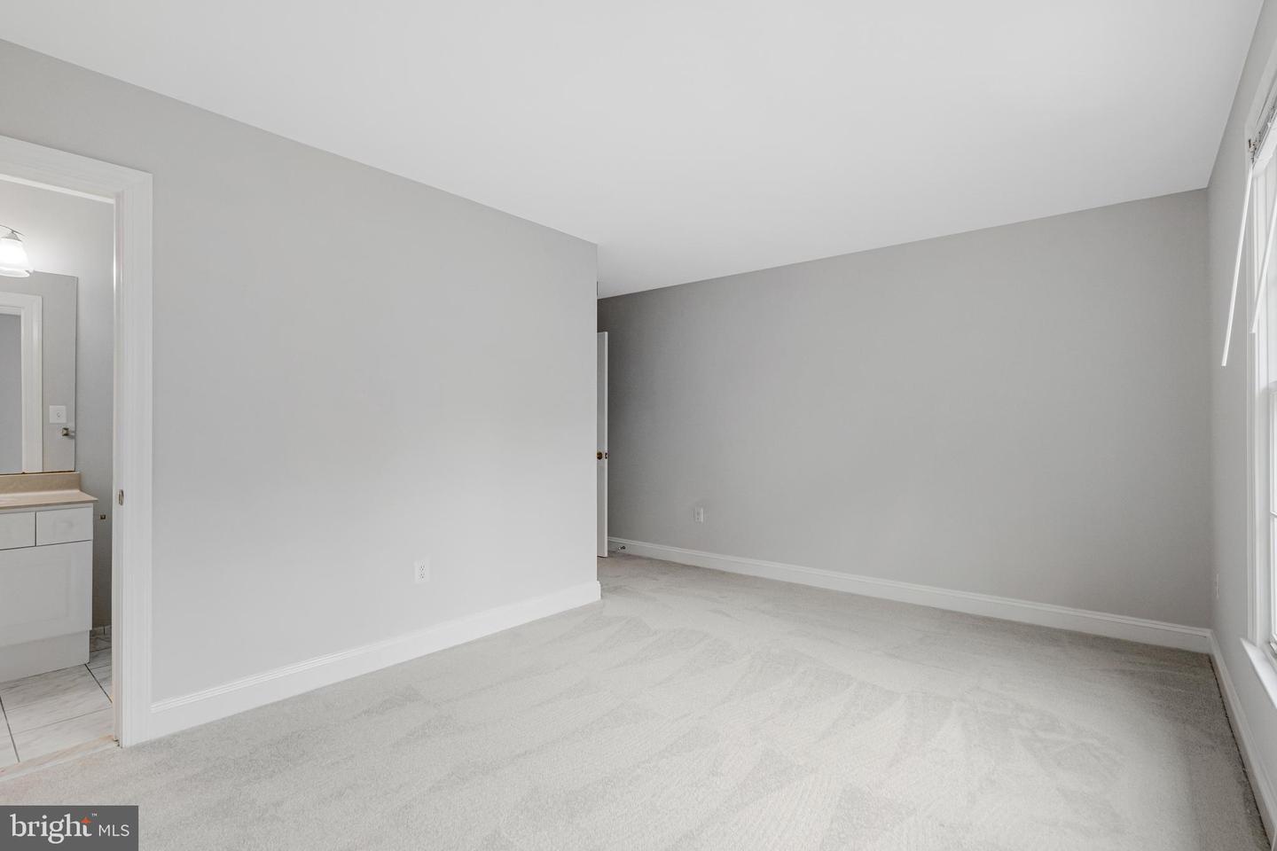 1200 CHADSWORTH CT, MCLEAN, Virginia 22102, 6 Bedrooms Bedrooms, ,4 BathroomsBathrooms,Residential,For sale,1200 CHADSWORTH CT,VAFX2275224 MLS # VAFX2275224 1200 CHADSWORTH CT, MCLEAN, Virginia 22102, 6 Bedrooms Bedrooms, ,4 BathroomsBathrooms,Residential,For sale,1200 CHADSWORTH CT,VAFX2275224 MLS # VAFX2275224