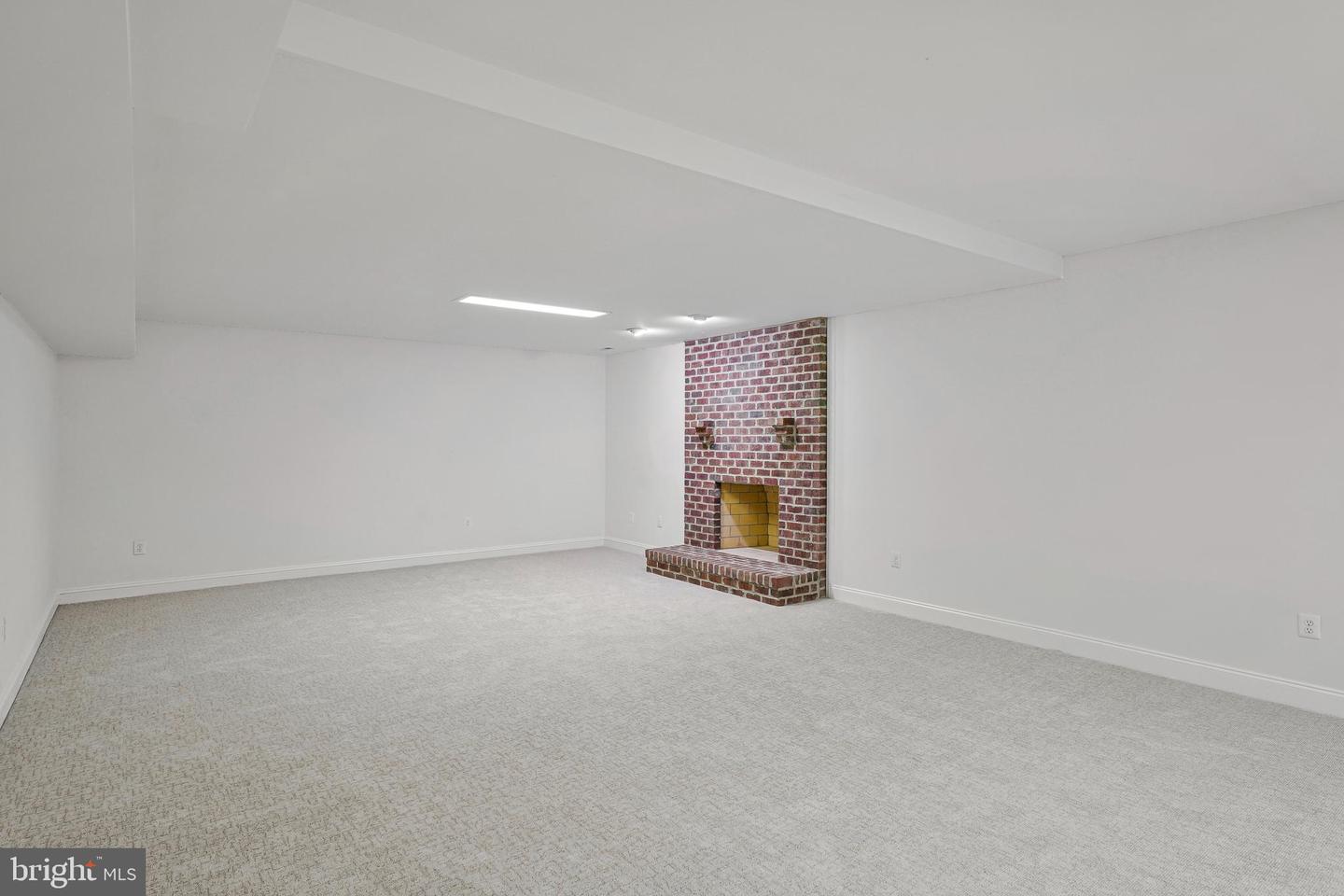 1200 CHADSWORTH CT, MCLEAN, Virginia 22102, 6 Bedrooms Bedrooms, ,4 BathroomsBathrooms,Residential,For sale,1200 CHADSWORTH CT,VAFX2275224 MLS # VAFX2275224 1200 CHADSWORTH CT, MCLEAN, Virginia 22102, 6 Bedrooms Bedrooms, ,4 BathroomsBathrooms,Residential,For sale,1200 CHADSWORTH CT,VAFX2275224 MLS # VAFX2275224