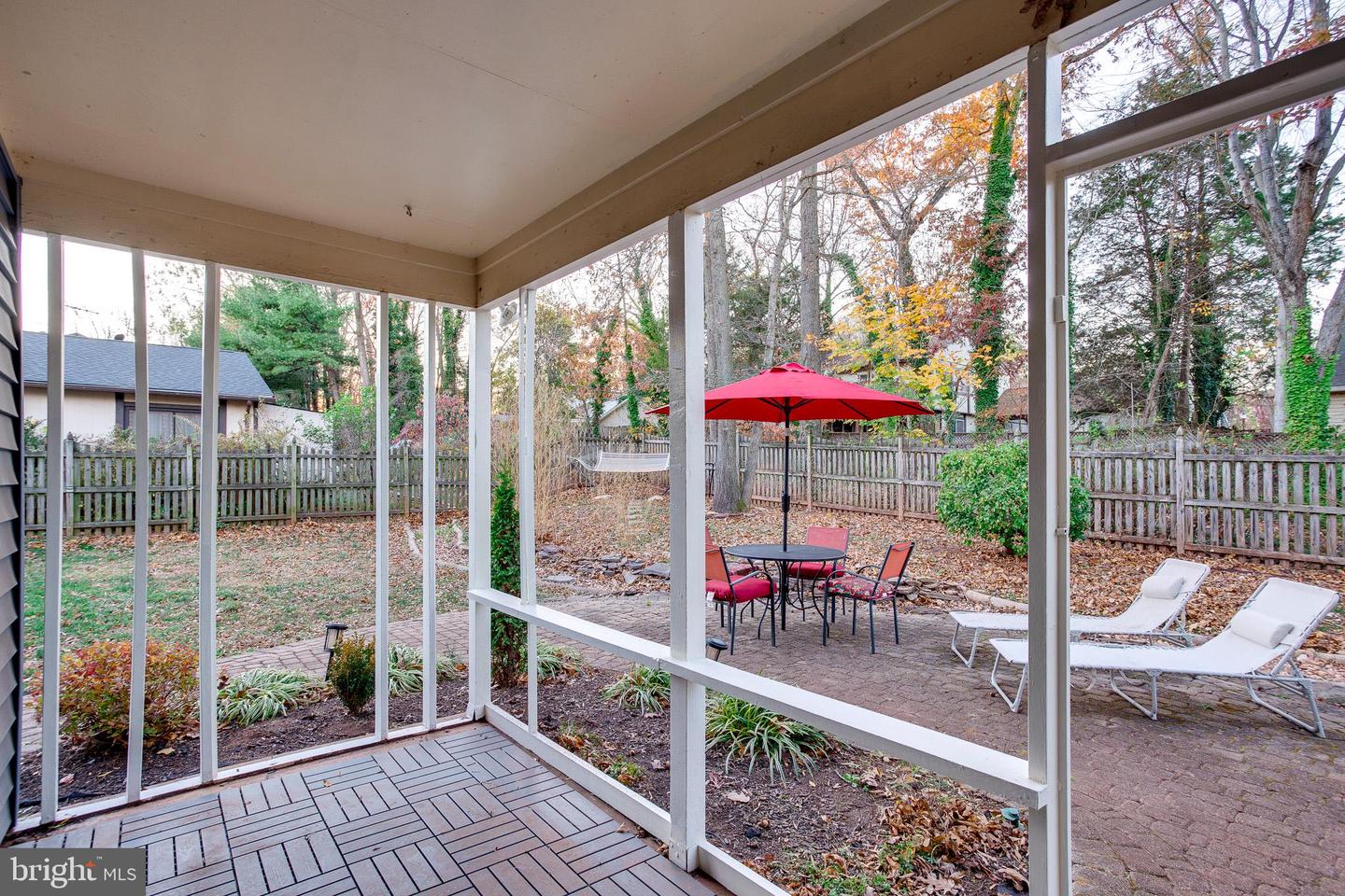 126 HILLSDALE DR, STERLING, Virginia 20164, 4 Bedrooms Bedrooms, 7 Rooms Rooms,2 BathroomsBathrooms,Residential,For sale,126 HILLSDALE DR,VALO2109524 MLS # VALO2109524