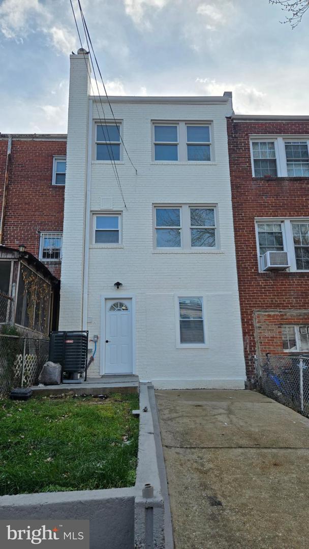 1742 LYMAN PL NE, WASHINGTON, District Of Columbia 20002, 3 Bedrooms Bedrooms, 6 Rooms Rooms,3 BathroomsBathrooms,Residential,For sale,1742 LYMAN PL NE,DCDC2229230 MLS # DCDC2229230 1742 LYMAN PL NE, WASHINGTON, District Of Columbia 20002, 3 Bedrooms Bedrooms, 6 Rooms Rooms,3 BathroomsBathrooms,Residential,For sale,1742 LYMAN PL NE,DCDC2229230 MLS # DCDC2229230