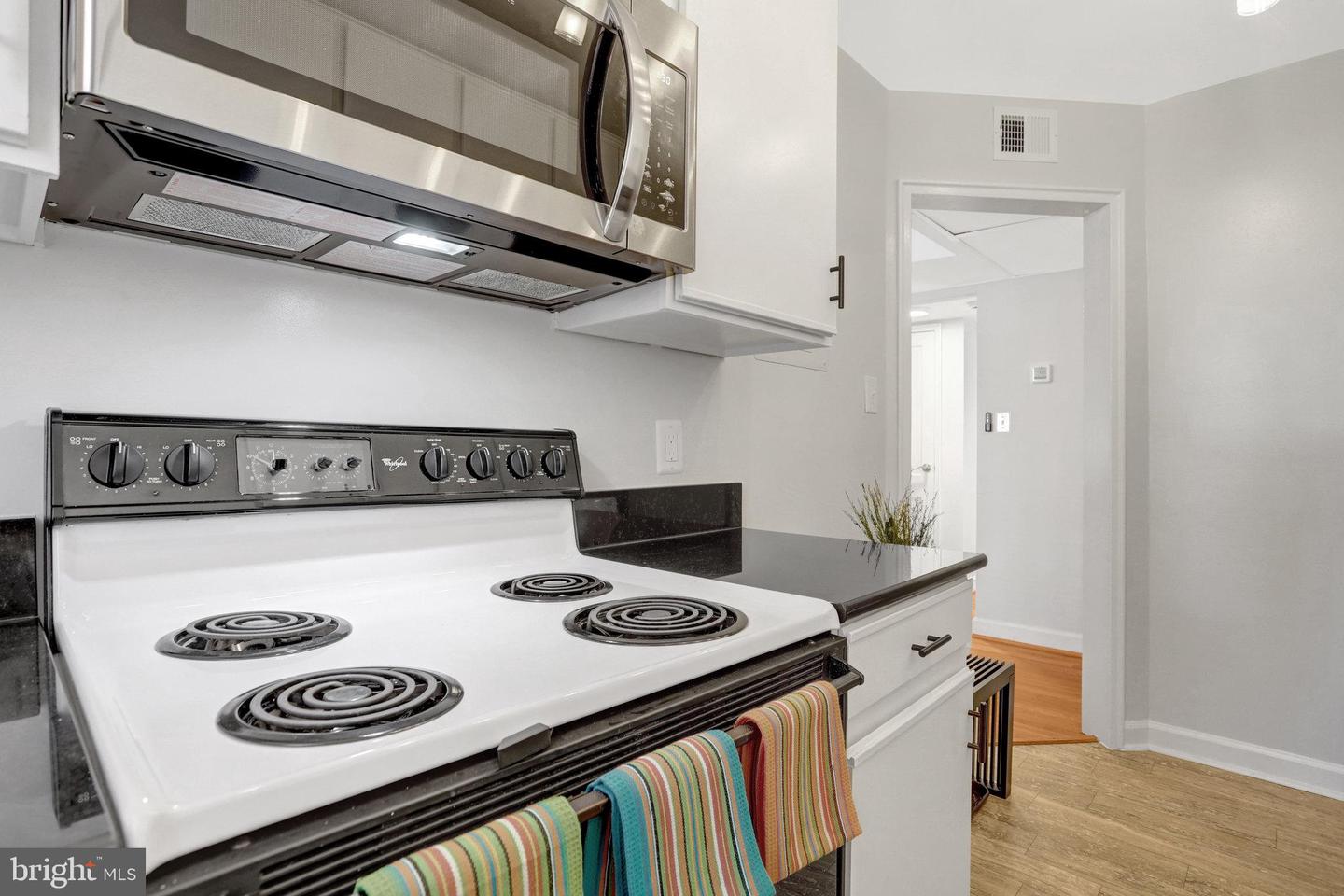 726 S FAYETTE ST #21, ALEXANDRIA, Virginia 22314, 2 Bedrooms Bedrooms, ,1 BathroomBathrooms,Residential,For sale,726 S FAYETTE ST #21,VAAX2051574 MLS # VAAX2051574