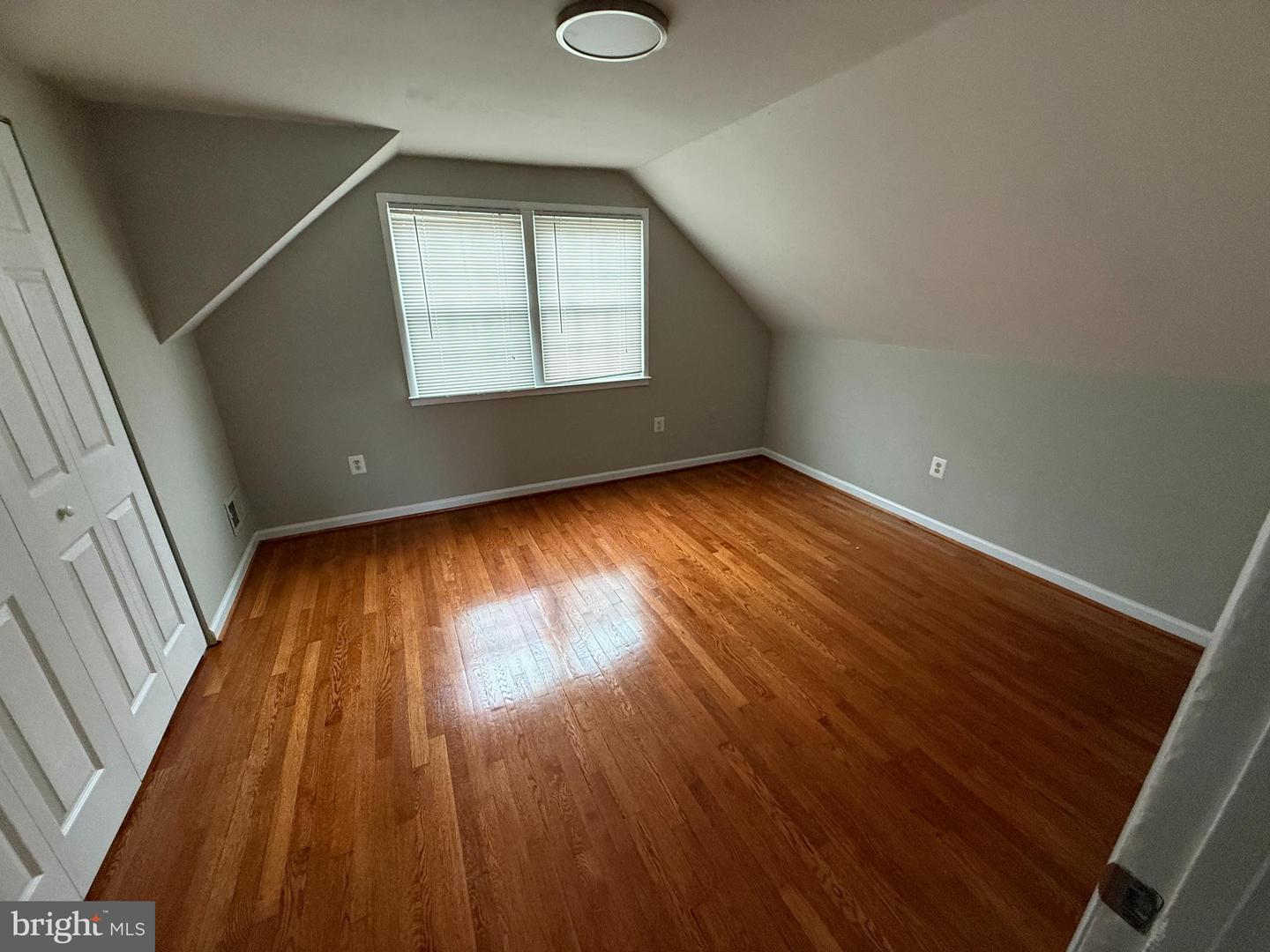 4542 KINGSTON RD, WOODBRIDGE, Virginia 22193, 4 Bedrooms Bedrooms, ,2 BathroomsBathrooms,Residential,For sale,4542 KINGSTON RD,VAPW2107498 MLS # VAPW2107498