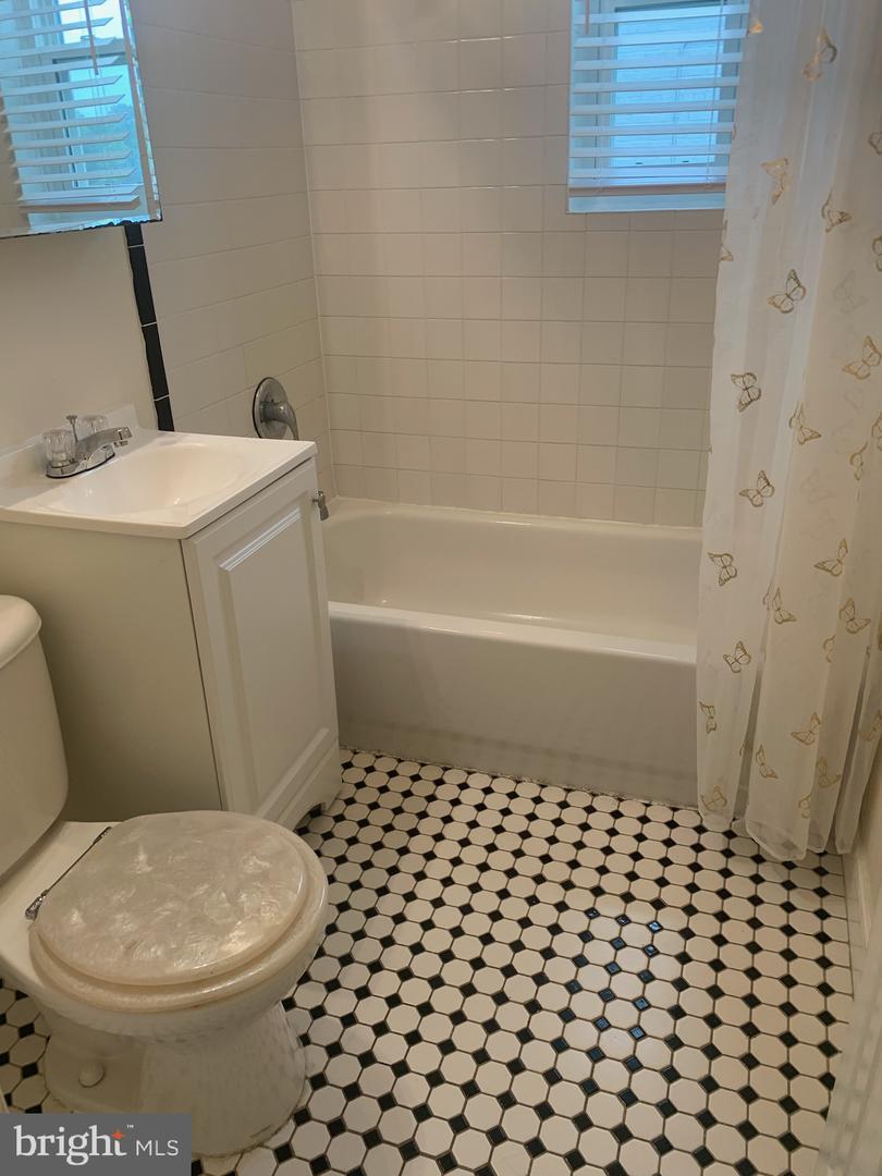 705 BRANDYWINE ST SE #203, WASHINGTON, District Of Columbia 20032, 2 Bedrooms Bedrooms, 7 Rooms Rooms,1 BathroomBathrooms,Residential,For sale,705 BRANDYWINE ST SE #203,DCDC2231658 MLS # DCDC2231658 705 BRANDYWINE ST SE #203, WASHINGTON, District Of Columbia 20032, 2 Bedrooms Bedrooms, 7 Rooms Rooms,1 BathroomBathrooms,Residential,For sale,705 BRANDYWINE ST SE #203,DCDC2231658 MLS # DCDC2231658