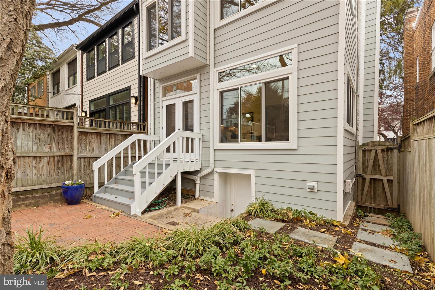 2744 WOODLEY PL NW, WASHINGTON, District Of Columbia 20008, 4 Bedrooms Bedrooms, ,3 BathroomsBathrooms,Residential,For sale,2744 WOODLEY PL NW,DCDC2231746 MLS # DCDC2231746