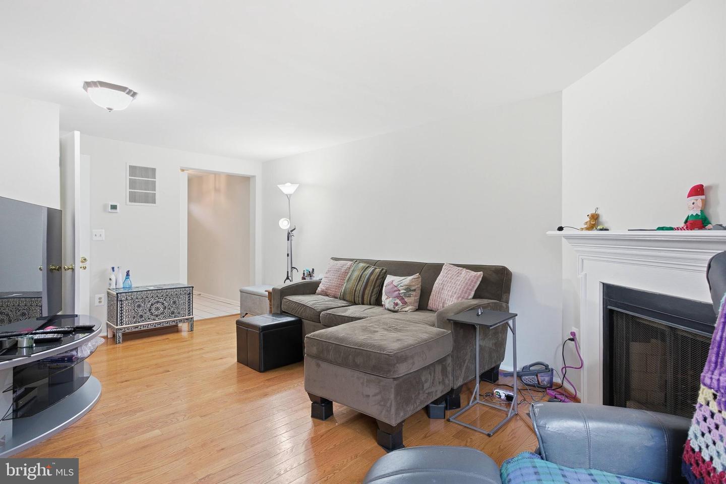 57 BICKEL CT, STERLING, Virginia 20165, 2 Bedrooms Bedrooms, ,2 BathroomsBathrooms,Residential,For sale,57 BICKEL CT,VALO2111148 MLS # VALO2111148 57 BICKEL CT, STERLING, Virginia 20165, 2 Bedrooms Bedrooms, ,2 BathroomsBathrooms,Residential,For sale,57 BICKEL CT,VALO2111148 MLS # VALO2111148