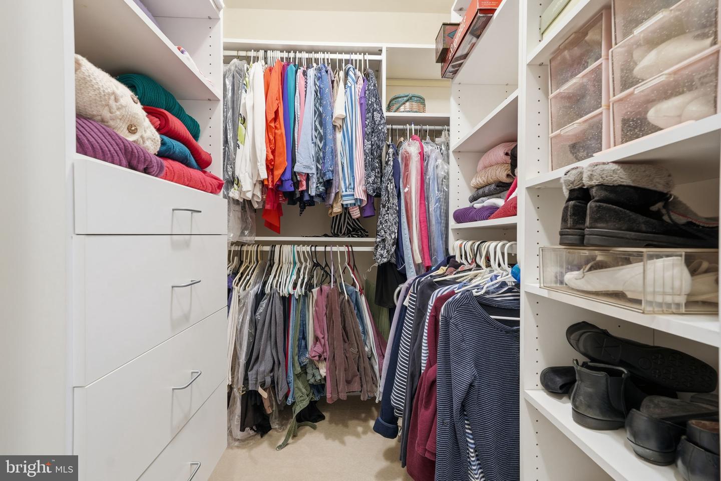 2905 SAINTSBURY PLZ #312, FAIRFAX, Virginia 22031, 3 Bedrooms Bedrooms, ,2 BathroomsBathrooms,Residential,For sale,2905 SAINTSBURY PLZ #312,VAFX2279692 MLS # VAFX2279692 2905 SAINTSBURY PLZ #312, FAIRFAX, Virginia 22031, 3 Bedrooms Bedrooms, ,2 BathroomsBathrooms,Residential,For sale,2905 SAINTSBURY PLZ #312,VAFX2279692 MLS # VAFX2279692