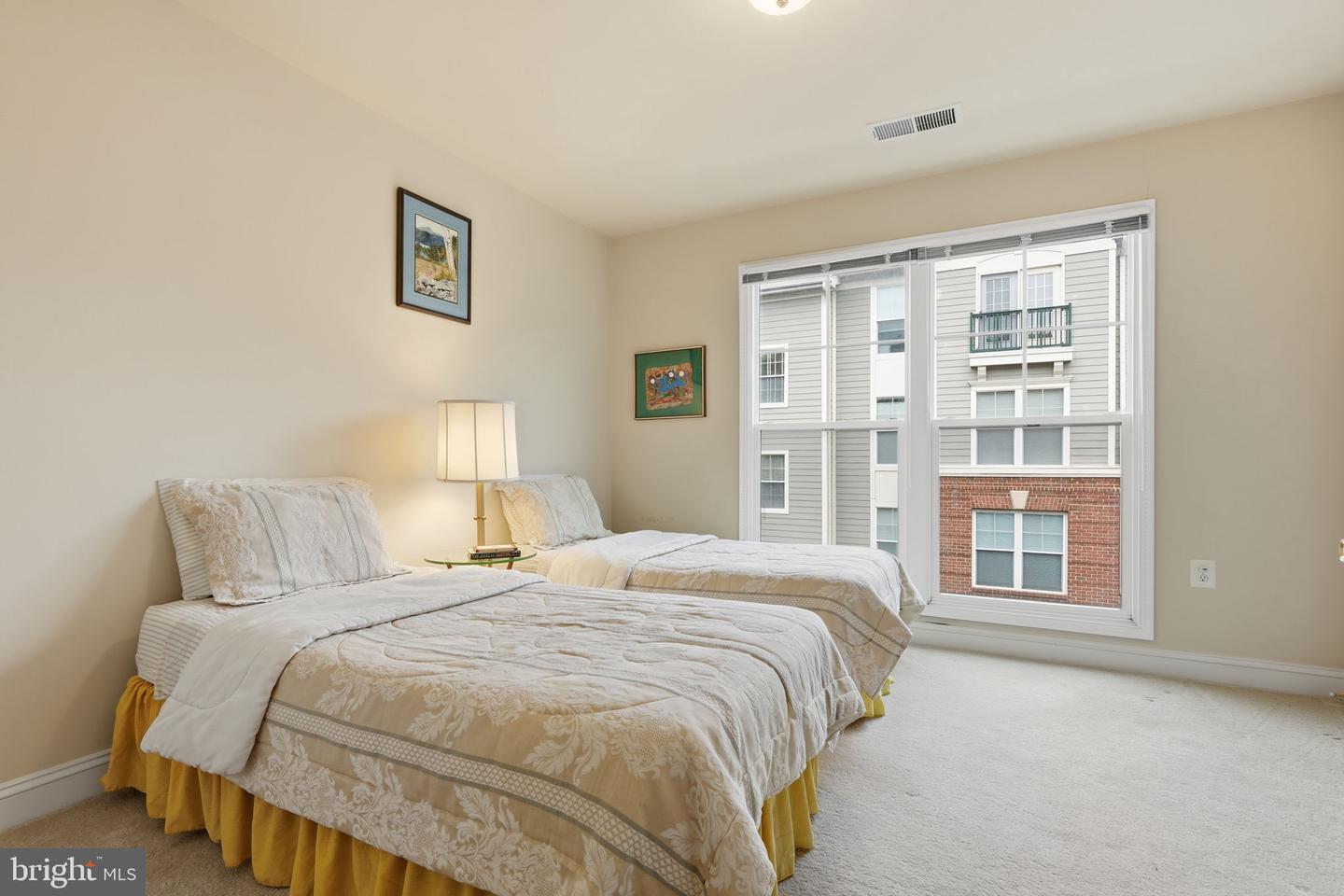 2905 SAINTSBURY PLZ #312, FAIRFAX, Virginia 22031, 3 Bedrooms Bedrooms, ,2 BathroomsBathrooms,Residential,For sale,2905 SAINTSBURY PLZ #312,VAFX2279692 MLS # VAFX2279692 2905 SAINTSBURY PLZ #312, FAIRFAX, Virginia 22031, 3 Bedrooms Bedrooms, ,2 BathroomsBathrooms,Residential,For sale,2905 SAINTSBURY PLZ #312,VAFX2279692 MLS # VAFX2279692