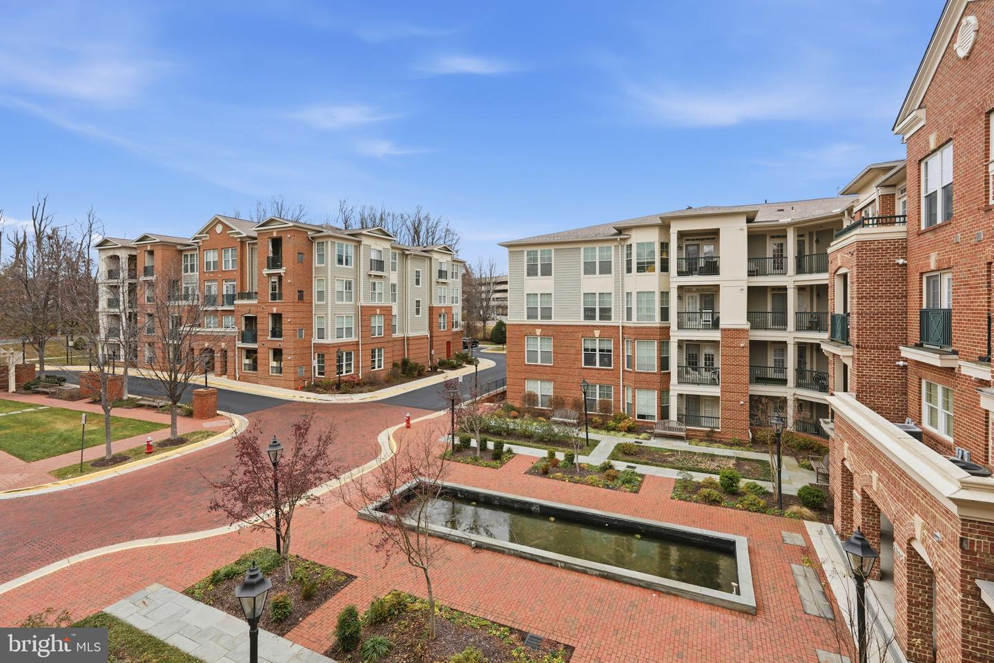 2905 SAINTSBURY PLZ #312, FAIRFAX, Virginia 22031, 3 Bedrooms Bedrooms, ,2 BathroomsBathrooms,Residential,For sale,2905 SAINTSBURY PLZ #312,VAFX2279692 MLS # VAFX2279692 2905 SAINTSBURY PLZ #312, FAIRFAX, Virginia 22031, 3 Bedrooms Bedrooms, ,2 BathroomsBathrooms,Residential,For sale,2905 SAINTSBURY PLZ #312,VAFX2279692 MLS # VAFX2279692